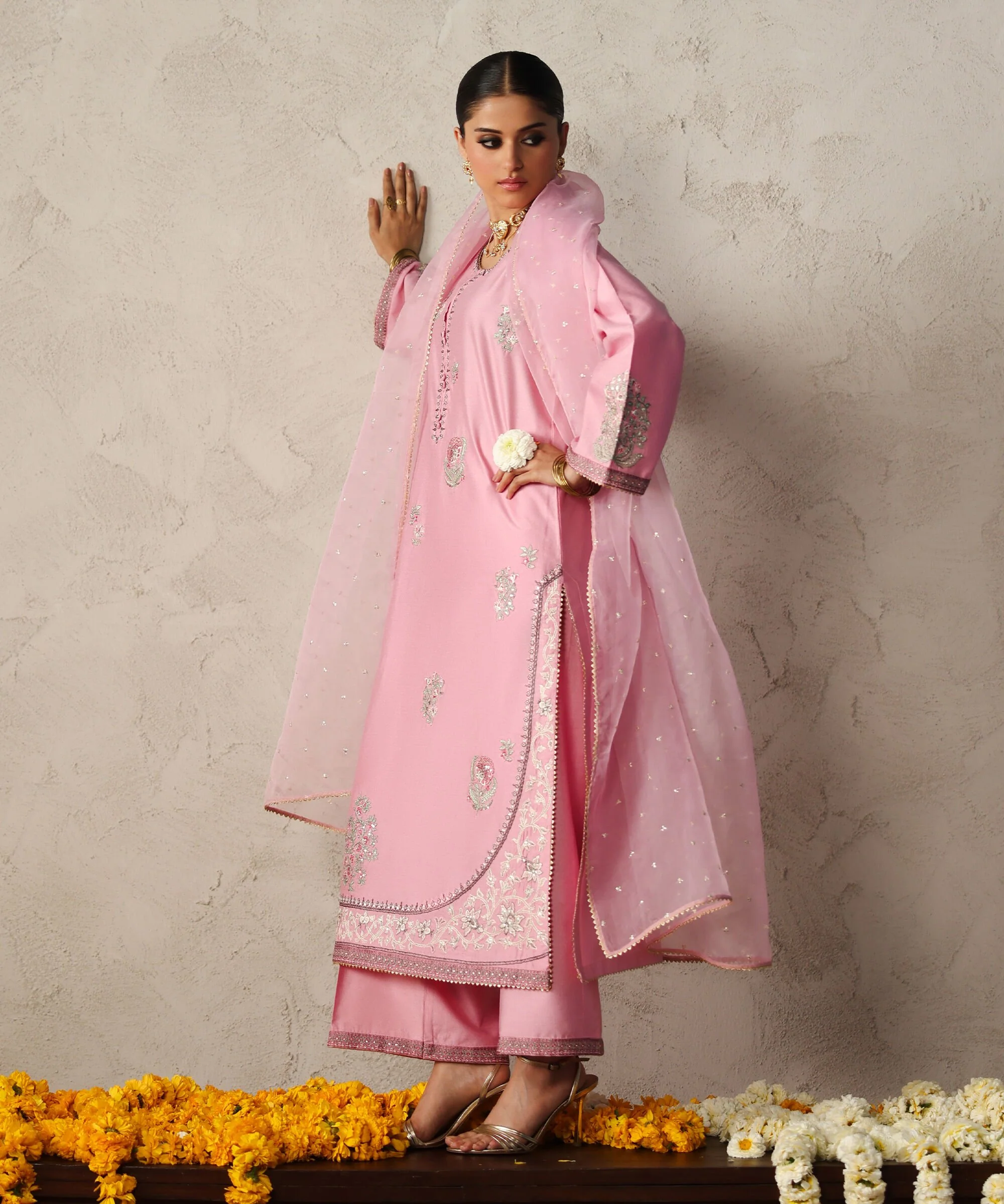 Sapphire 3SF6FMWMV109 Eid Lunch Looks 2026