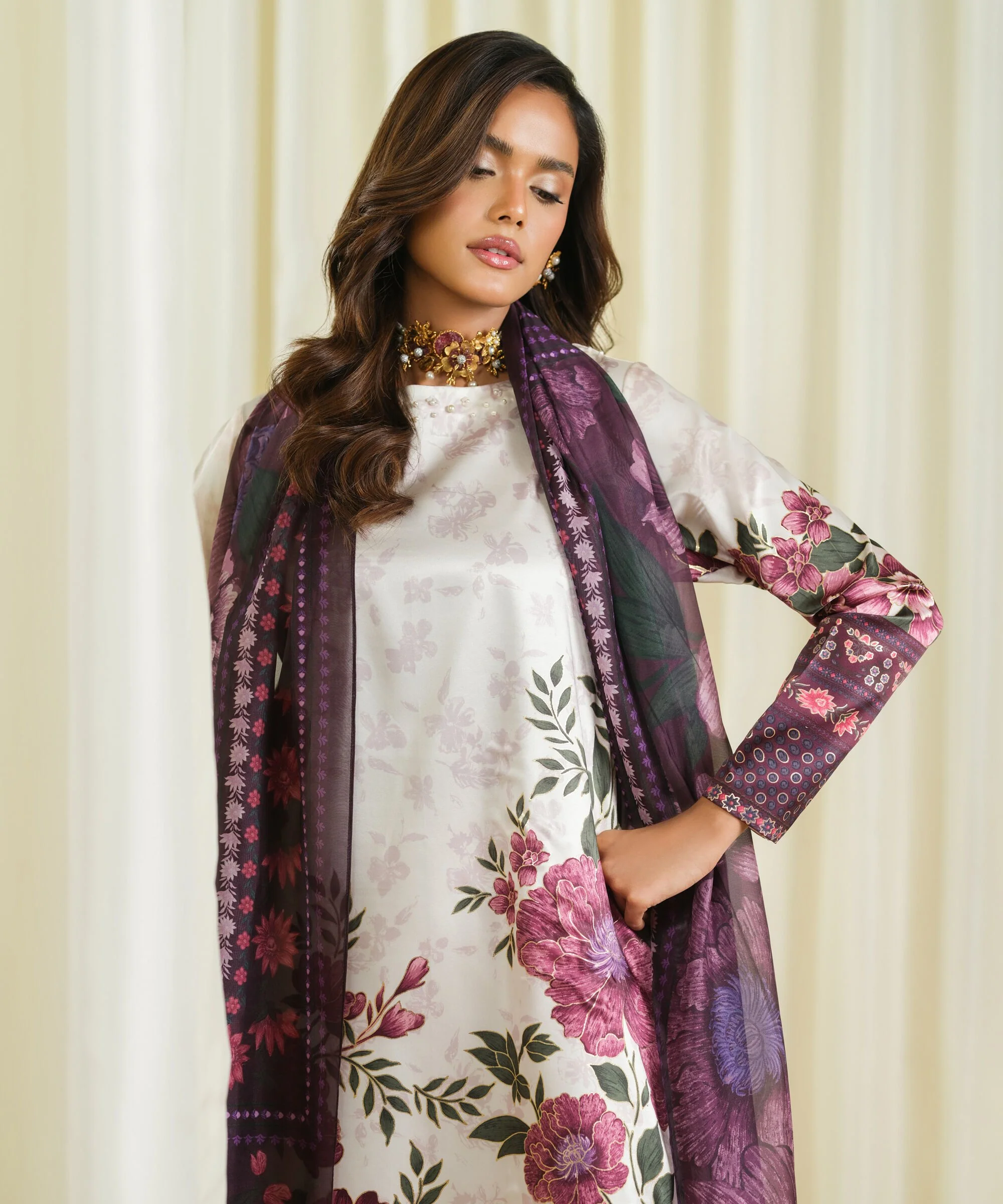 Sapphire DW083C0FC7 Multi Intermix Raunak 2026