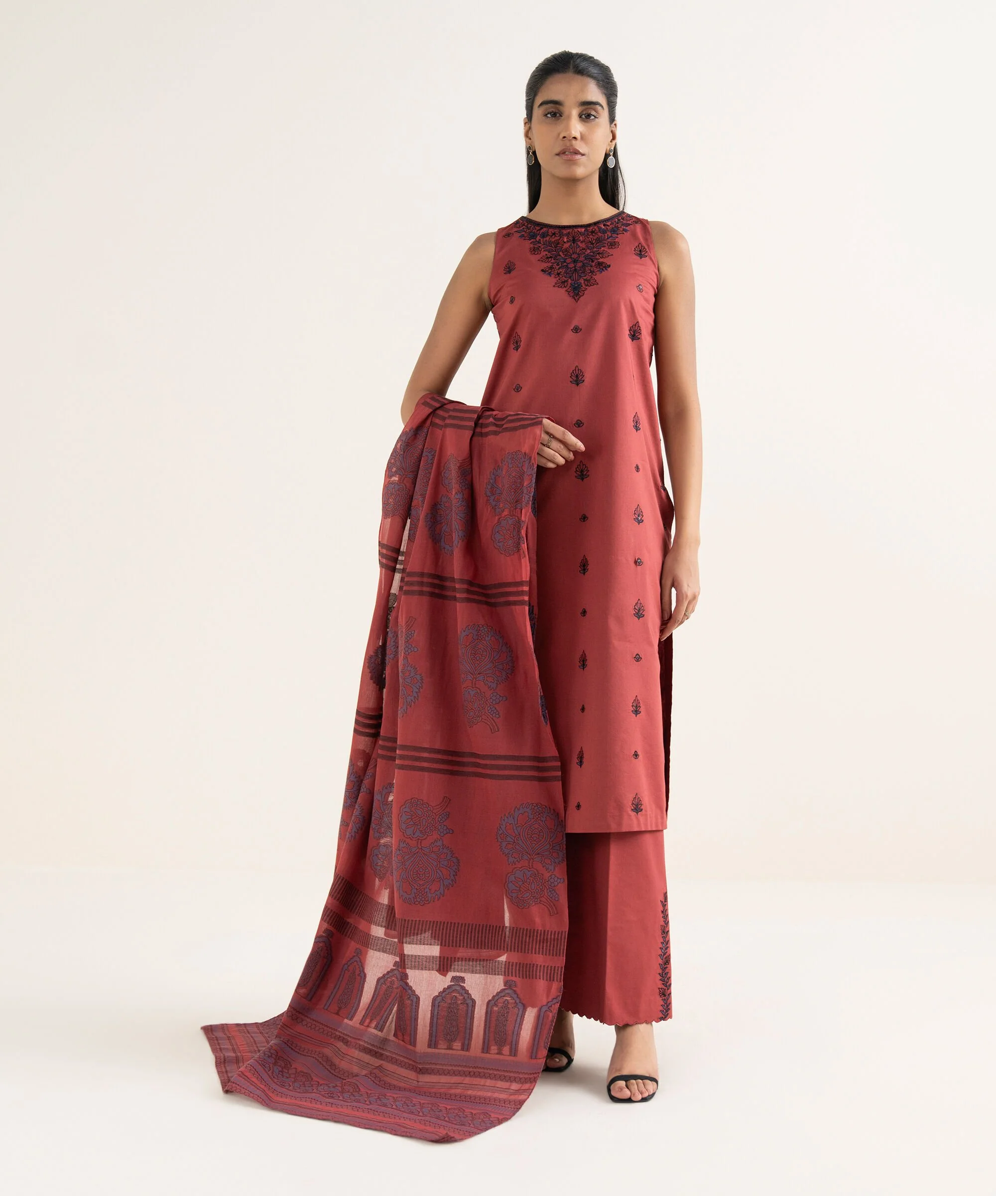 Sapphire DW684607C1 Red Intermix Andaaz 2026