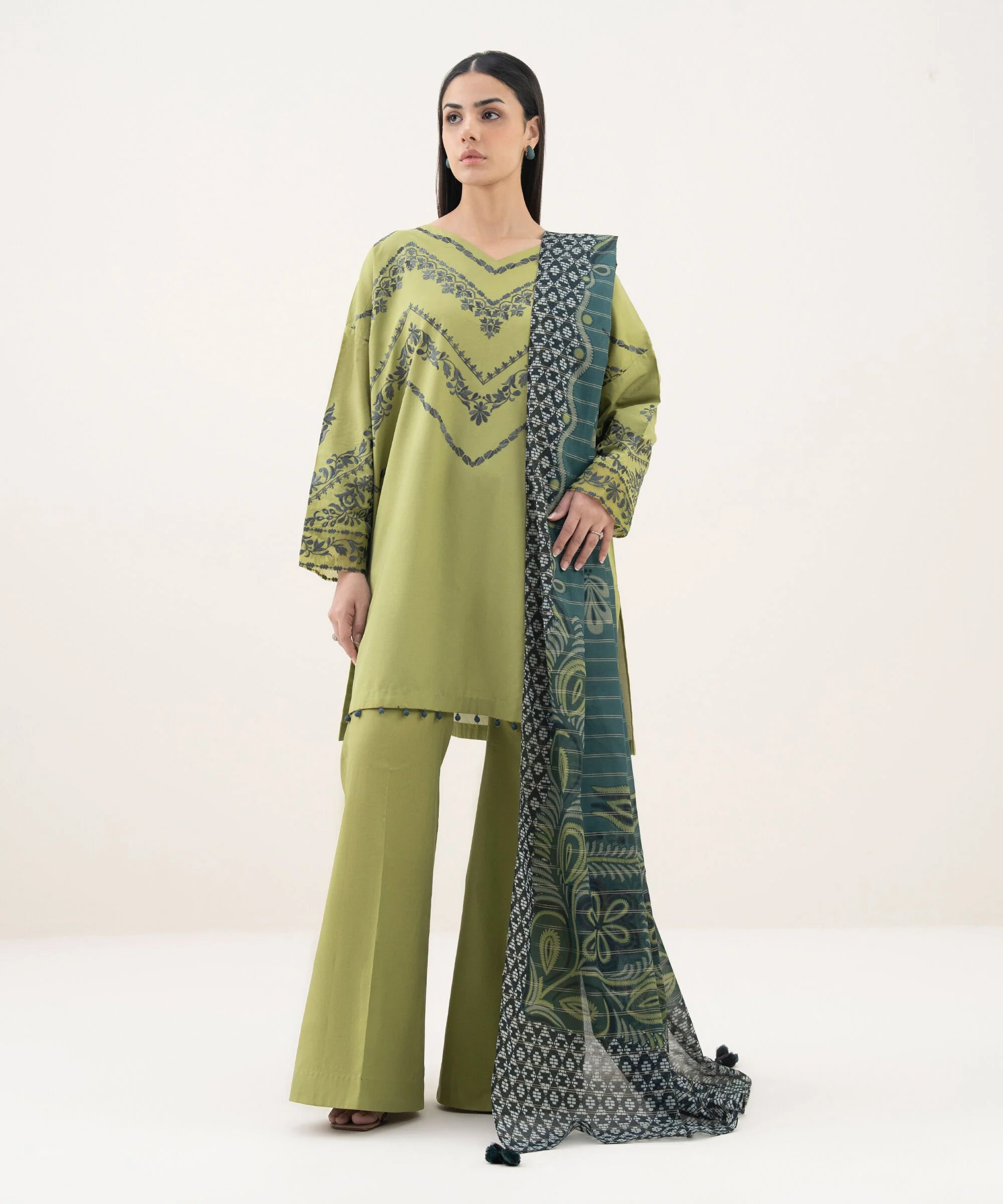 Sapphire DWA8183A19 Green Intermix Andaaz 2026