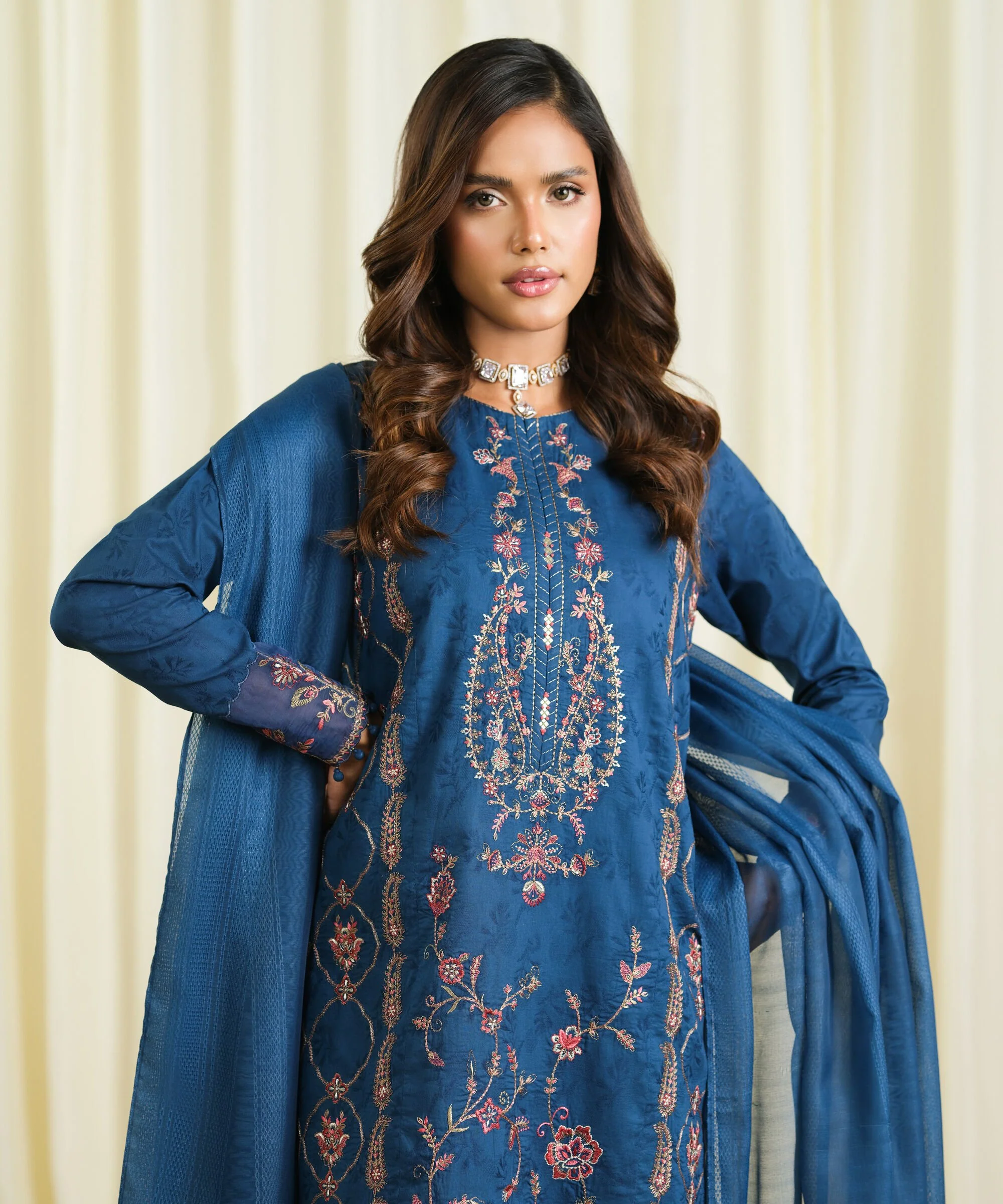 Sapphire DWDDB0A9D2 Blue Intermix Raunak 2026