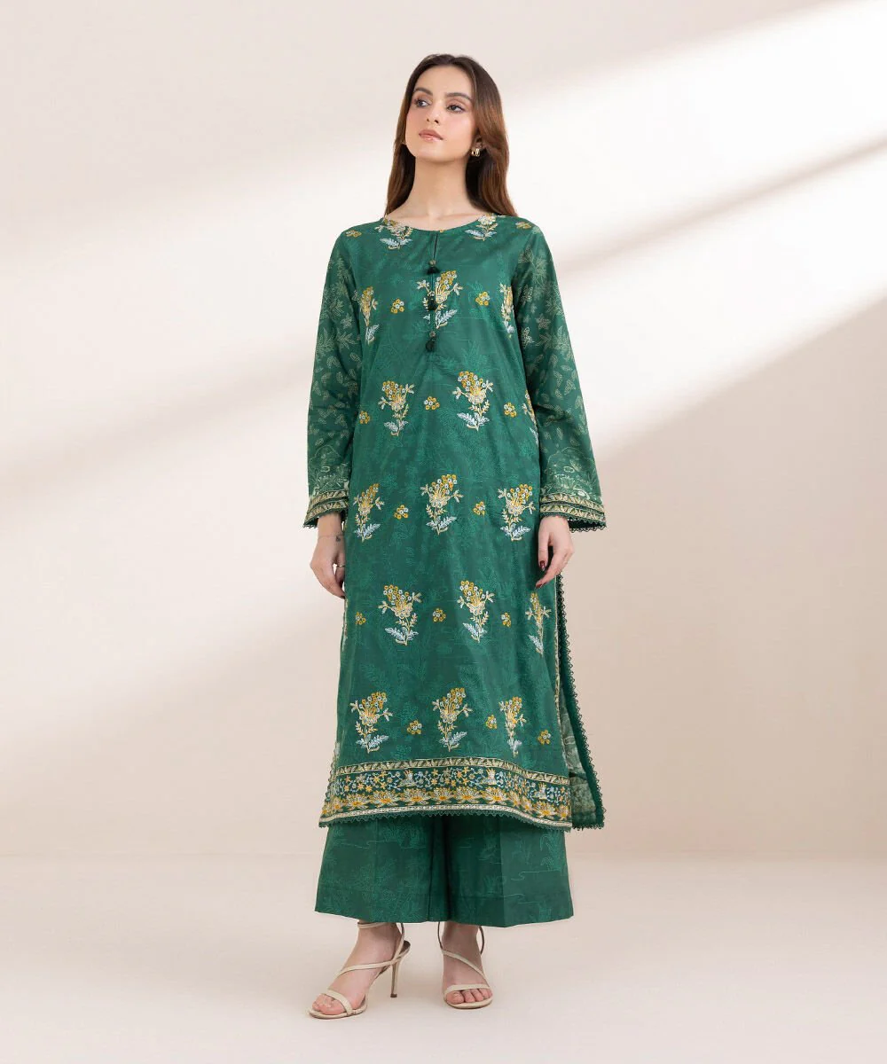 Sapphire Embroidered Lawn Shirt 2PESG25V35ST Eid 1 RTW 2025