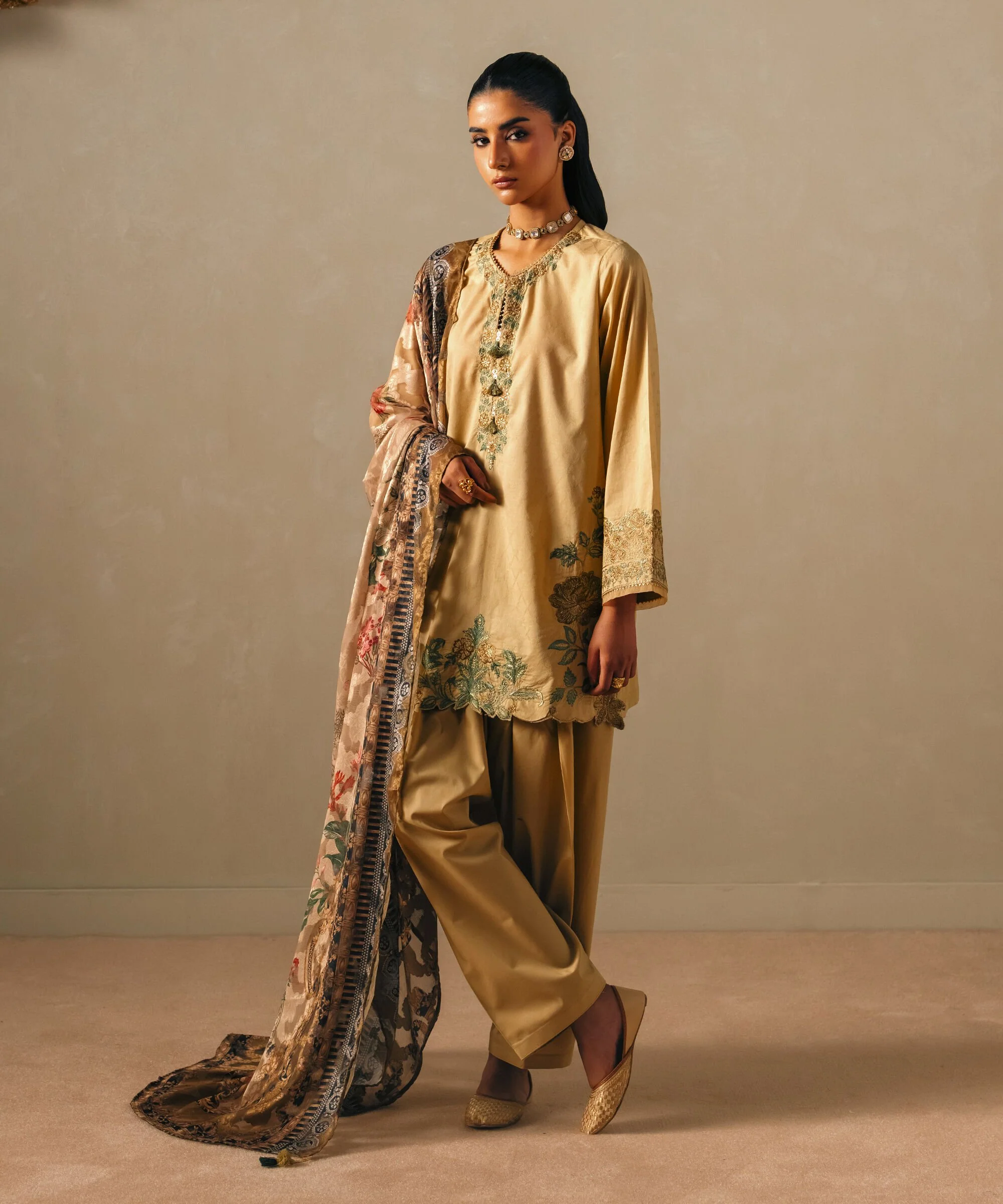 Sapphire PES26HMV385S Eid Dinner Looks 2026