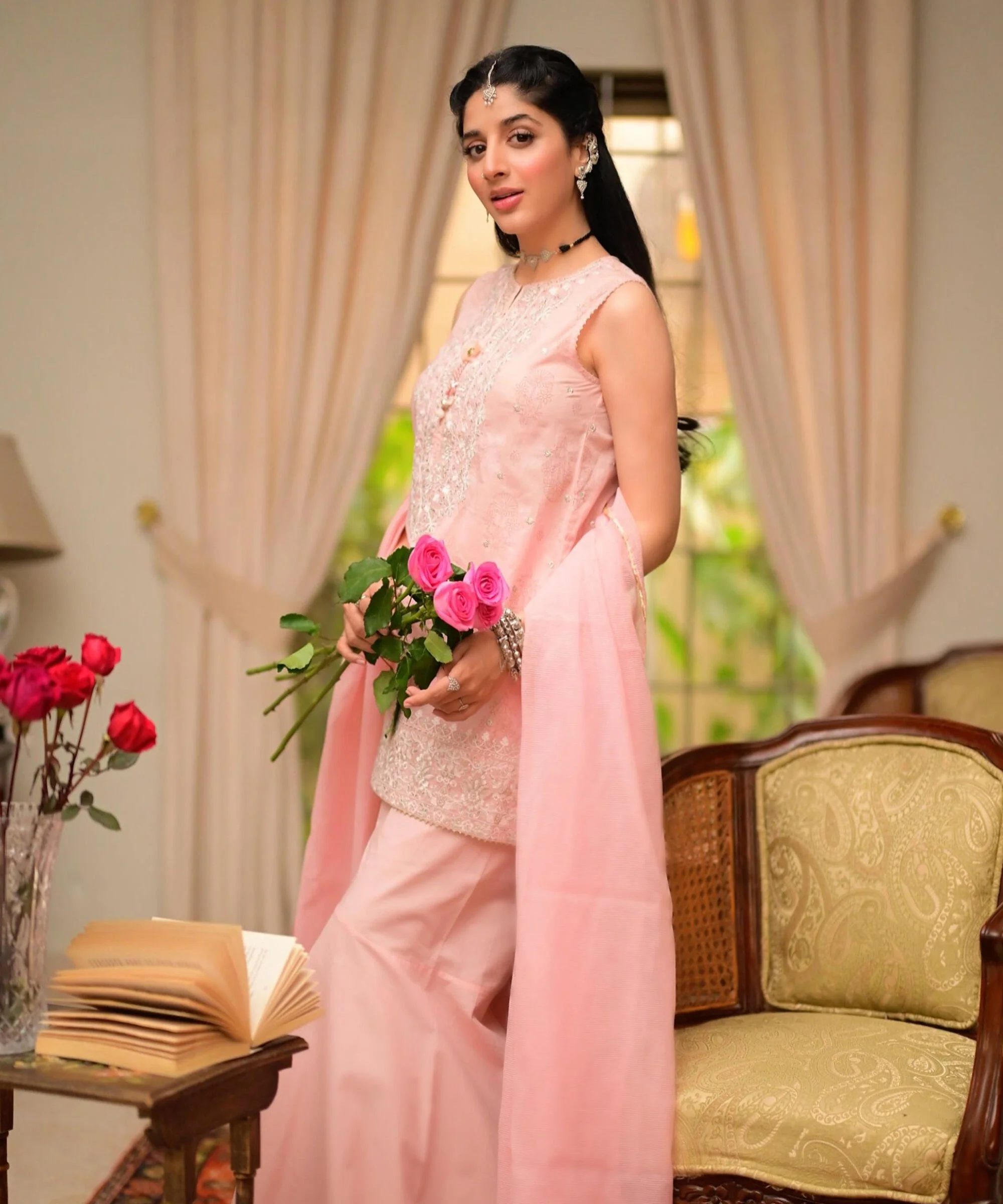 Sapphire PRS26SCMV309 Eid Lunch Looks 2026
