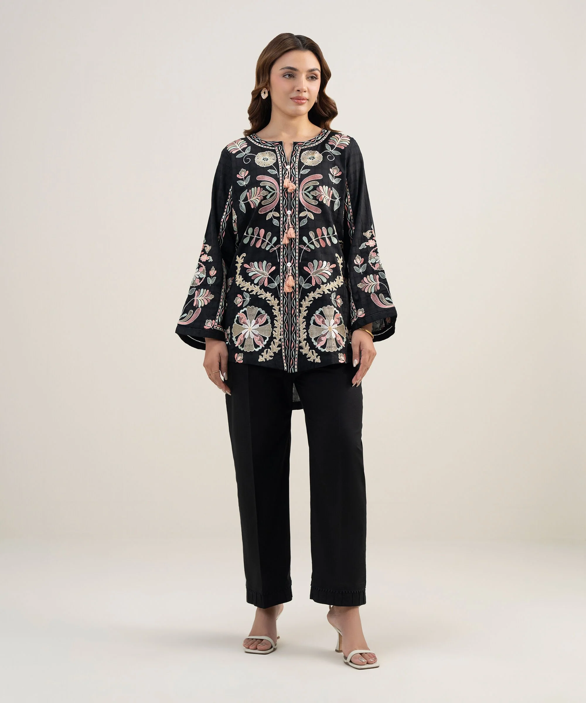 Sapphire PRS26SCSV305 Eid Dinner Looks 2026