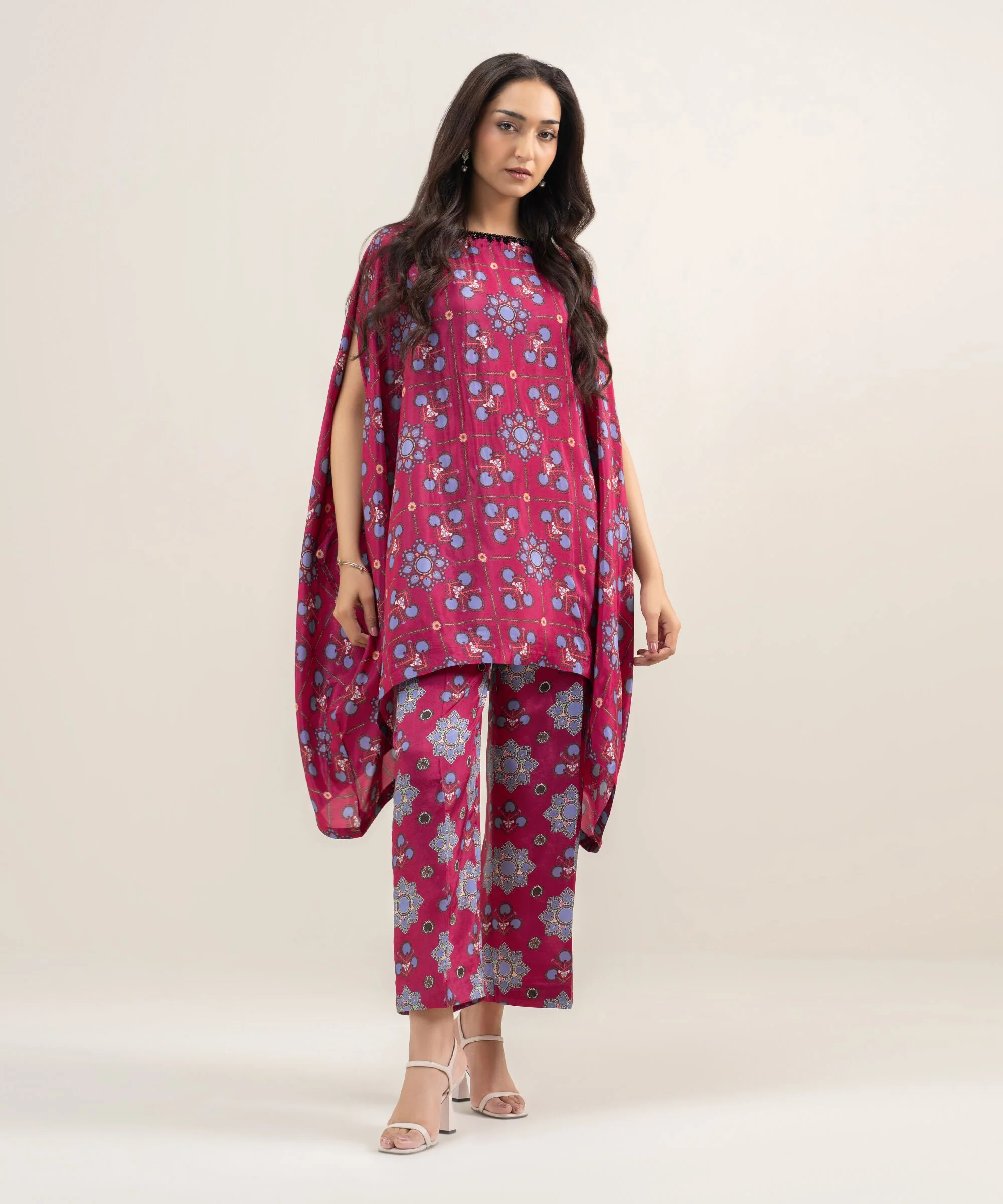 Sapphire RS26CASTV722 Rtw The Silk Edit 2026