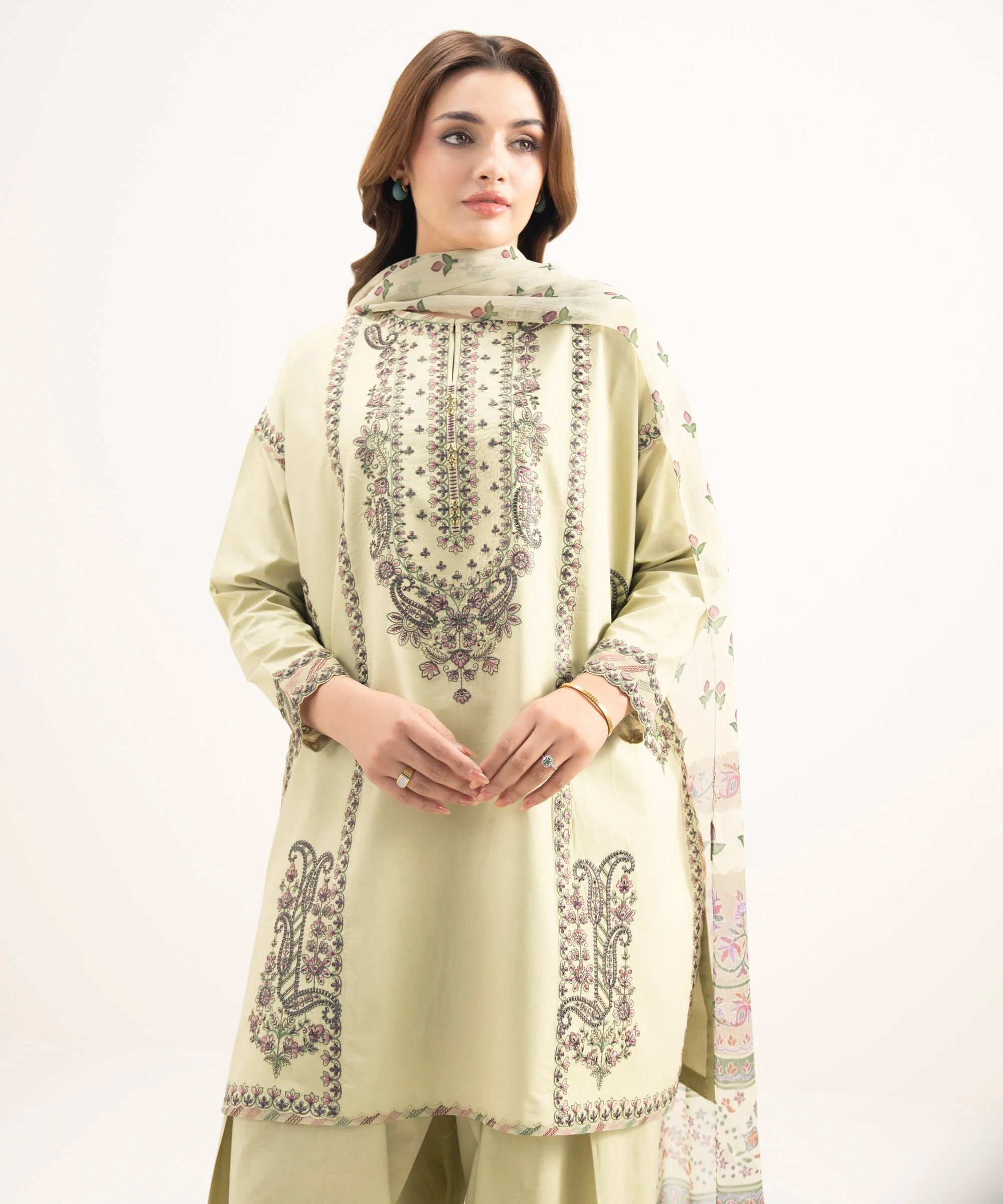 Sapphire U2DDDS26V1152 Piece - Printed Lawn Suit Eid 1 2026