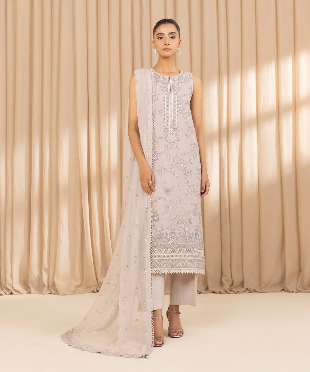 Sapphire U3FELX25V220 3 Piece Embroidered Net Suit Luxe Eid 1 2025