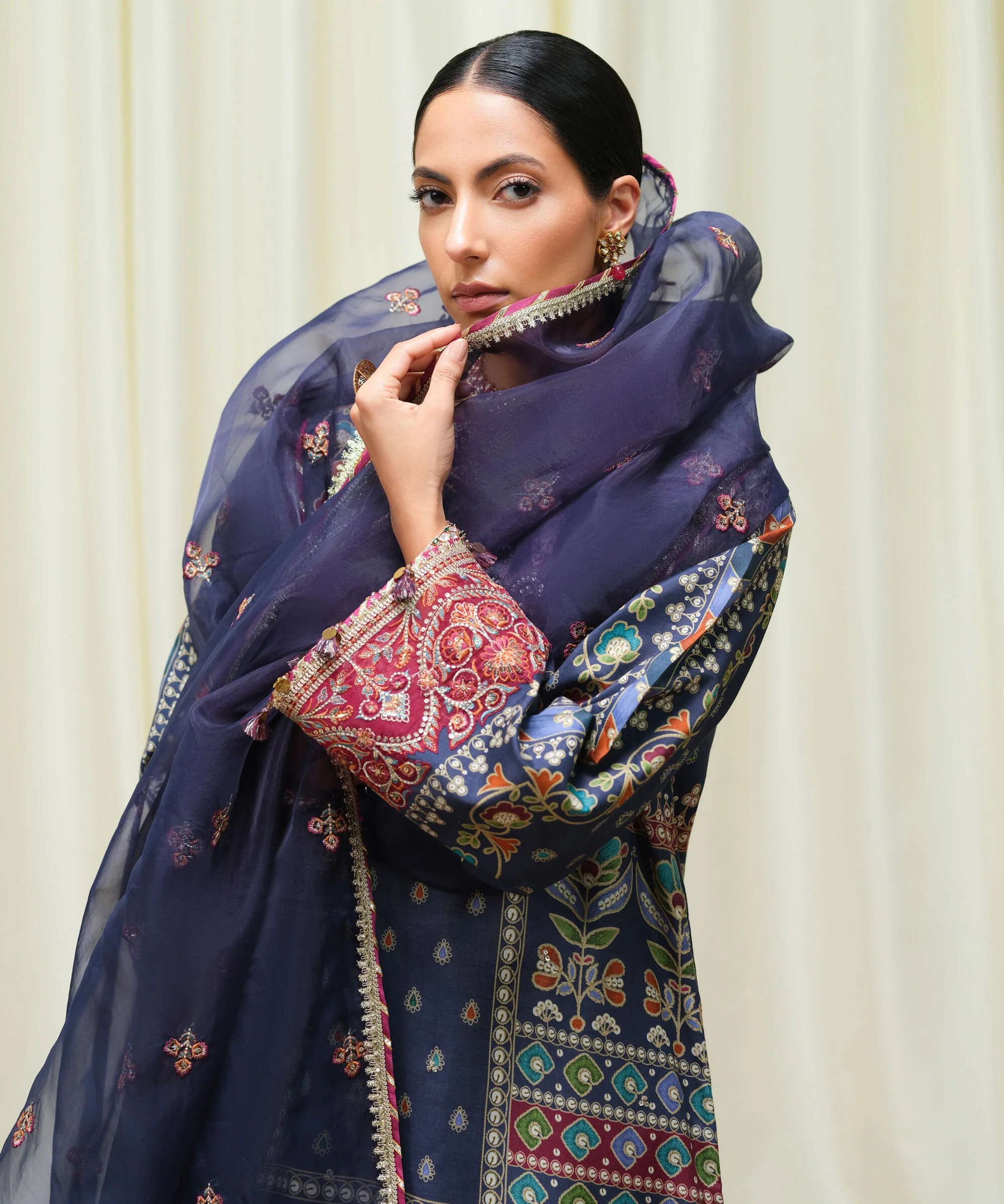 Sapphire U3FELX25V629 Festive Collection 2025 - Image 2