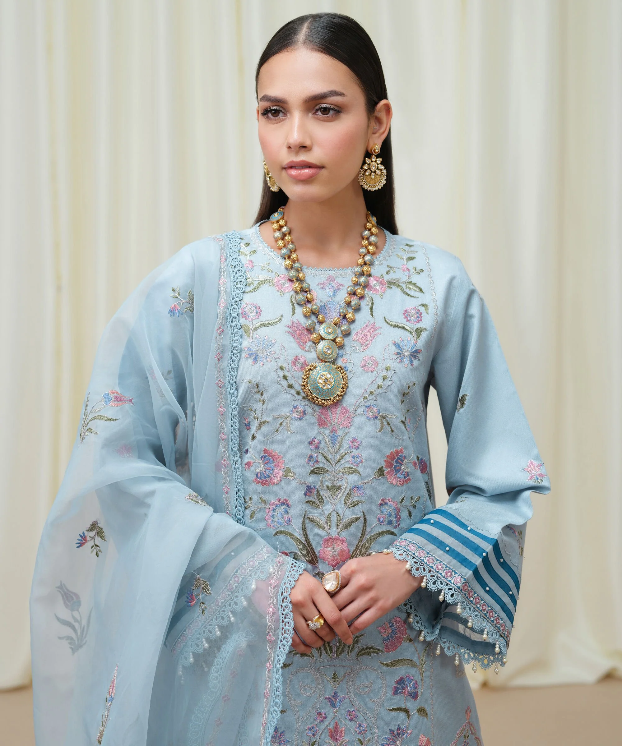 Sapphire U3FELX25V667 Festive Collection 2025 - Image 2