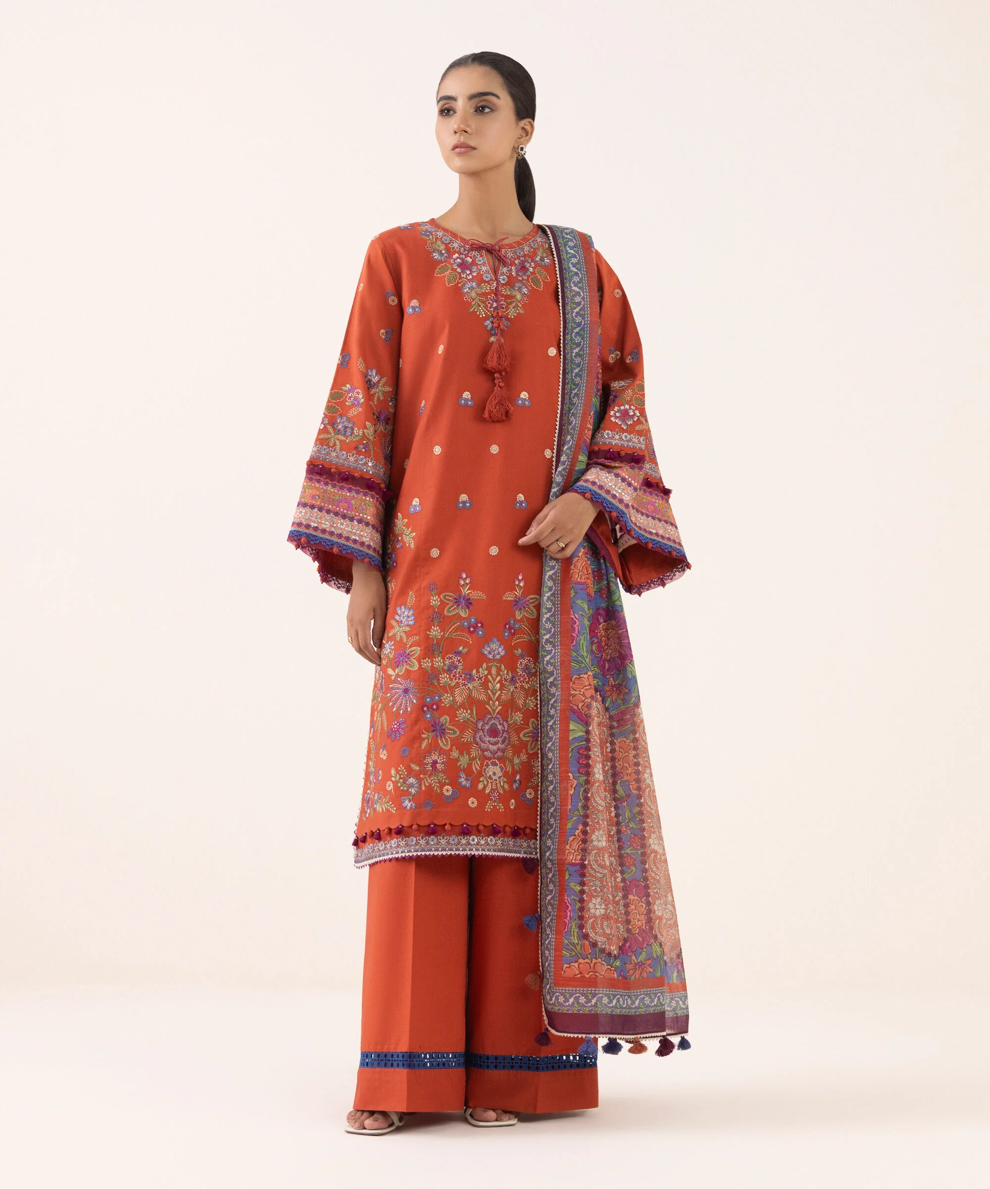 Sapphire U3PESG25V619 Festive Collection 2025