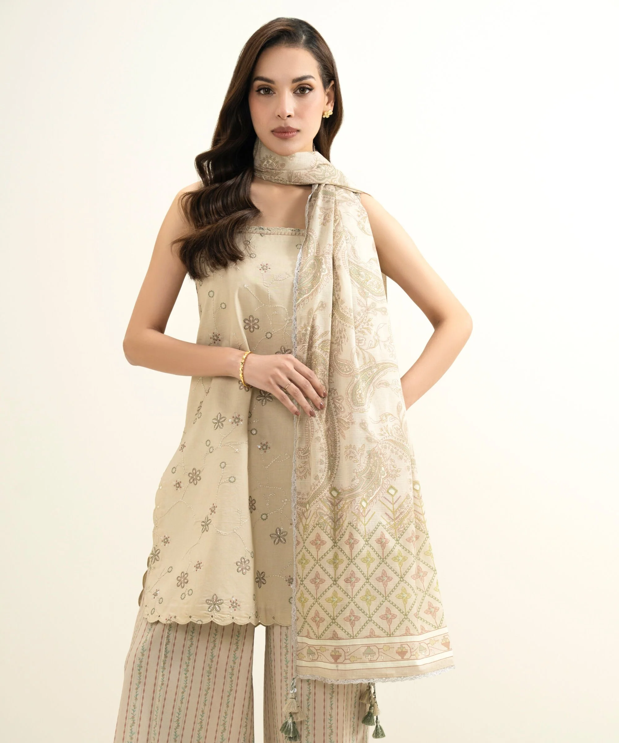 Sapphire U3PESLS26V14 Printed Silk Suit Eid 1 2026