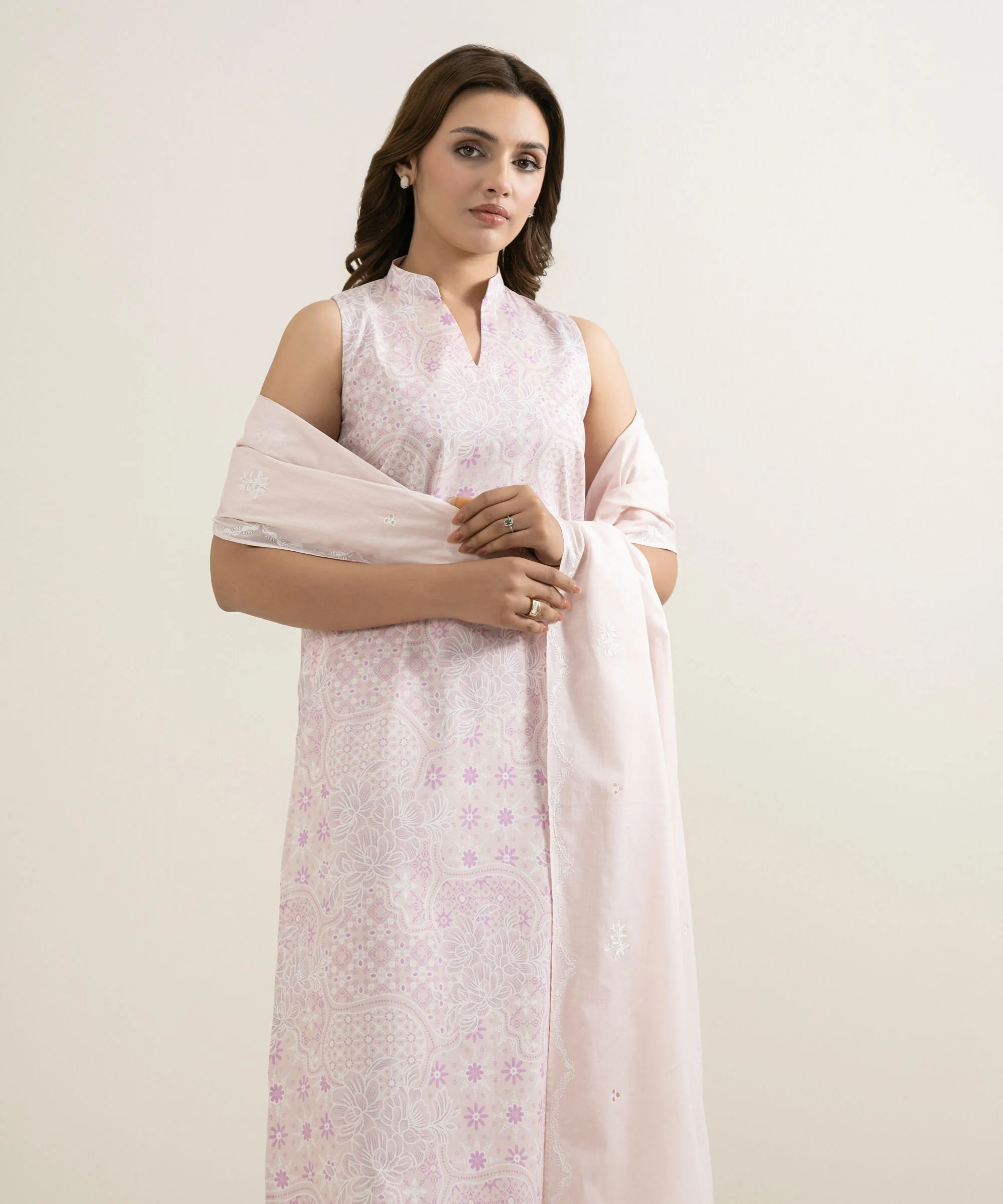 Sapphire U3PESUS26V11 Embroidered Lawn Suit Eid 1 2026