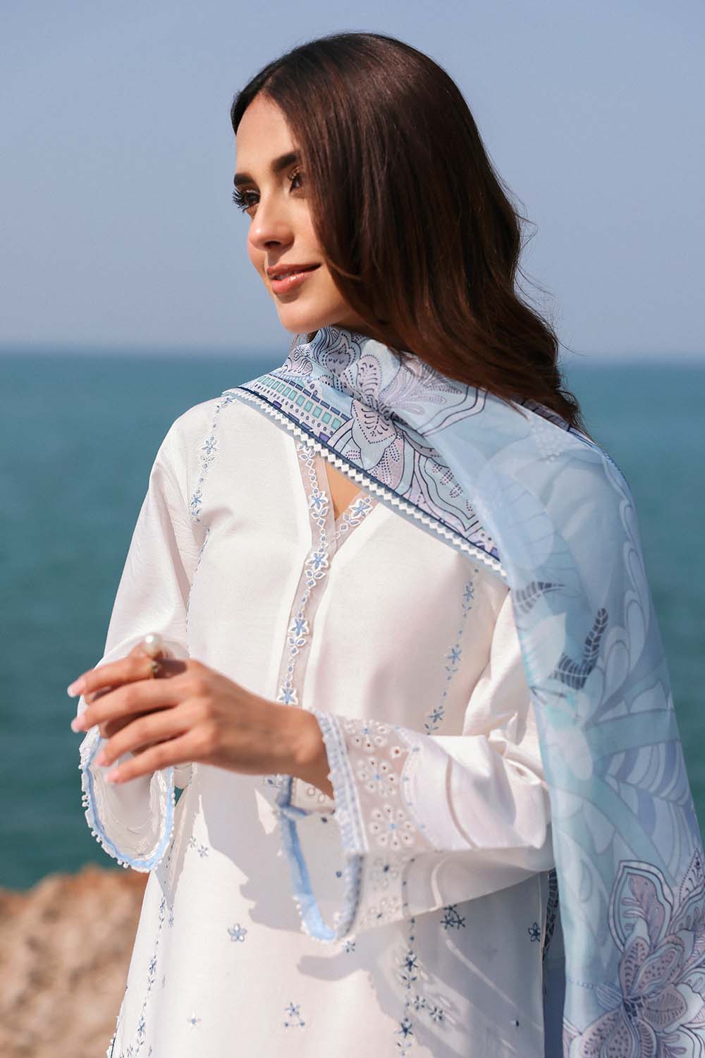 Seran Elmas Afsanah Spring Summer Lawn 2025 - Image 2