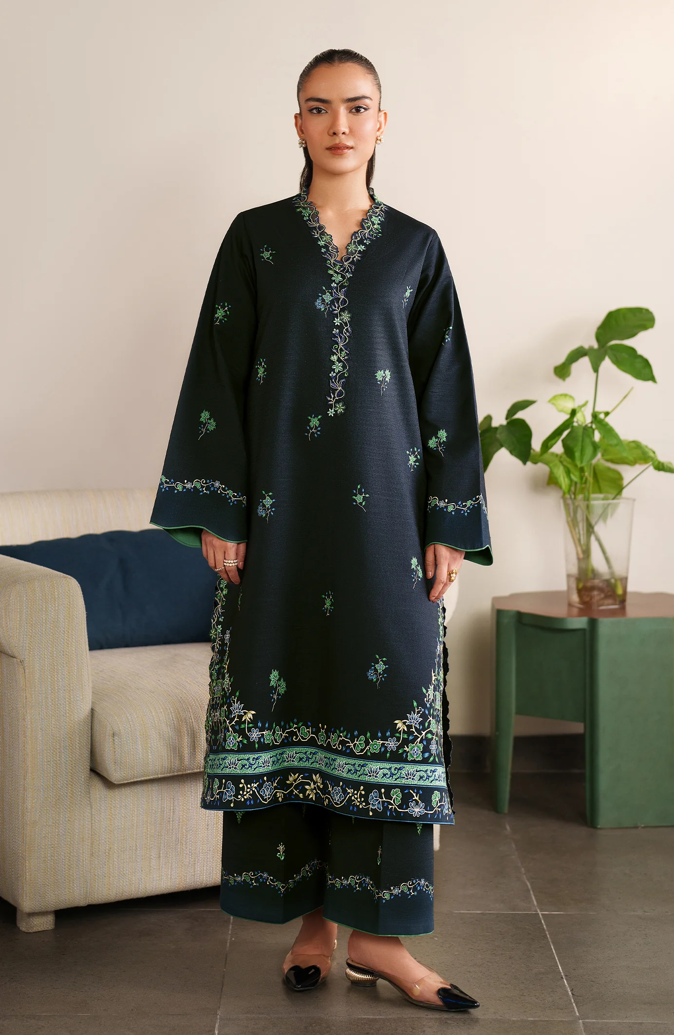 Seran Noire-2-Pc Bellini Winter Collection 2025