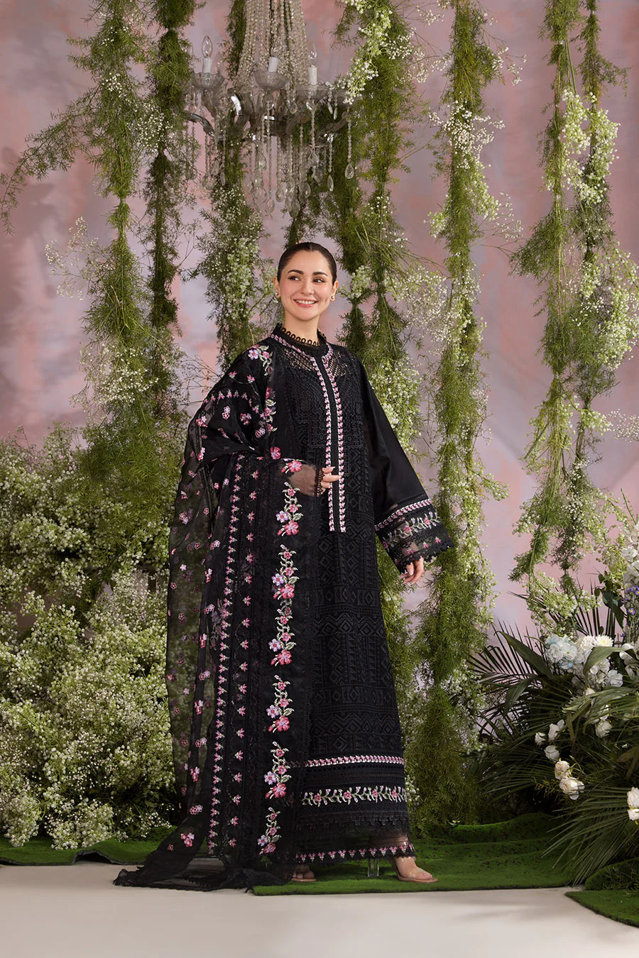 Sobia Nazir Design 11A Luxury Lawn 2025