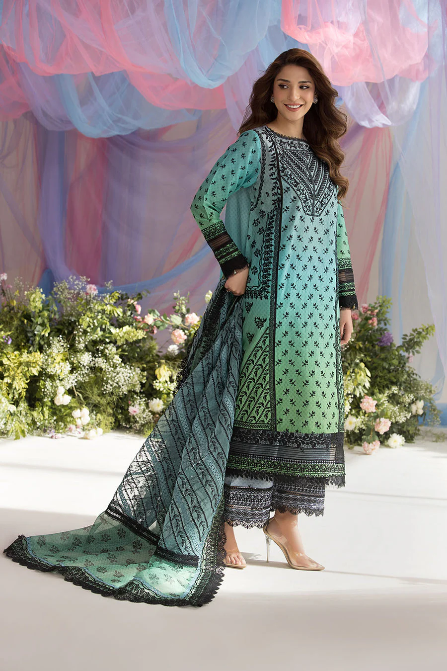 Sobia Nazir Design 12A Luxury Lawn 2025 - Image 2