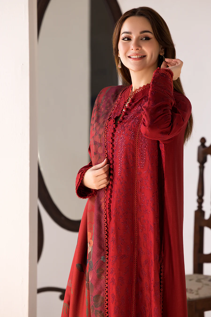 Sobia Nazir Design 1A Winter Shawl 2024 - Image 2