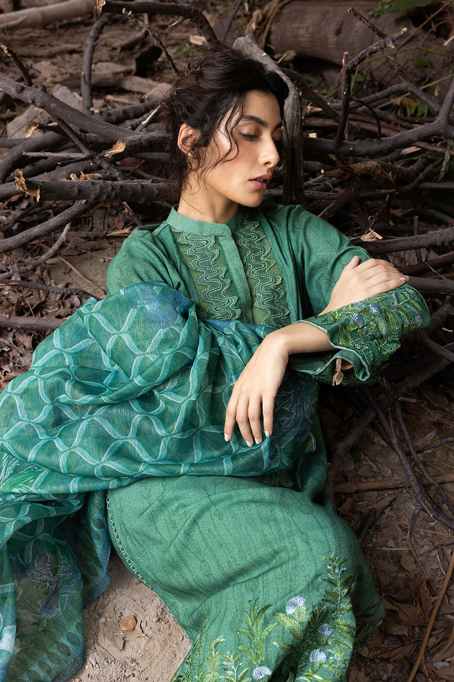 Sobia Nazir Design 4A Fall Edition 2024 - Image 2