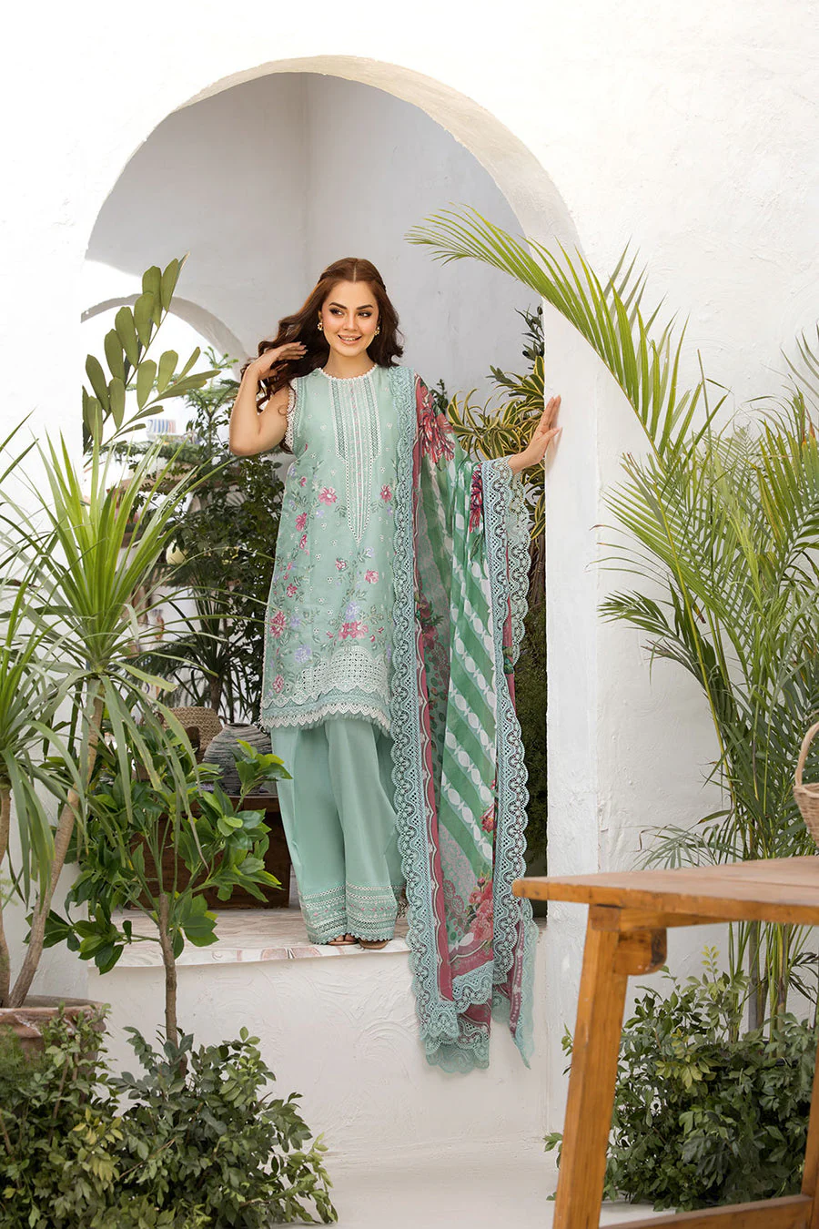 Sobia Nazir Design 4B Vital Collection 2025 - Image 2