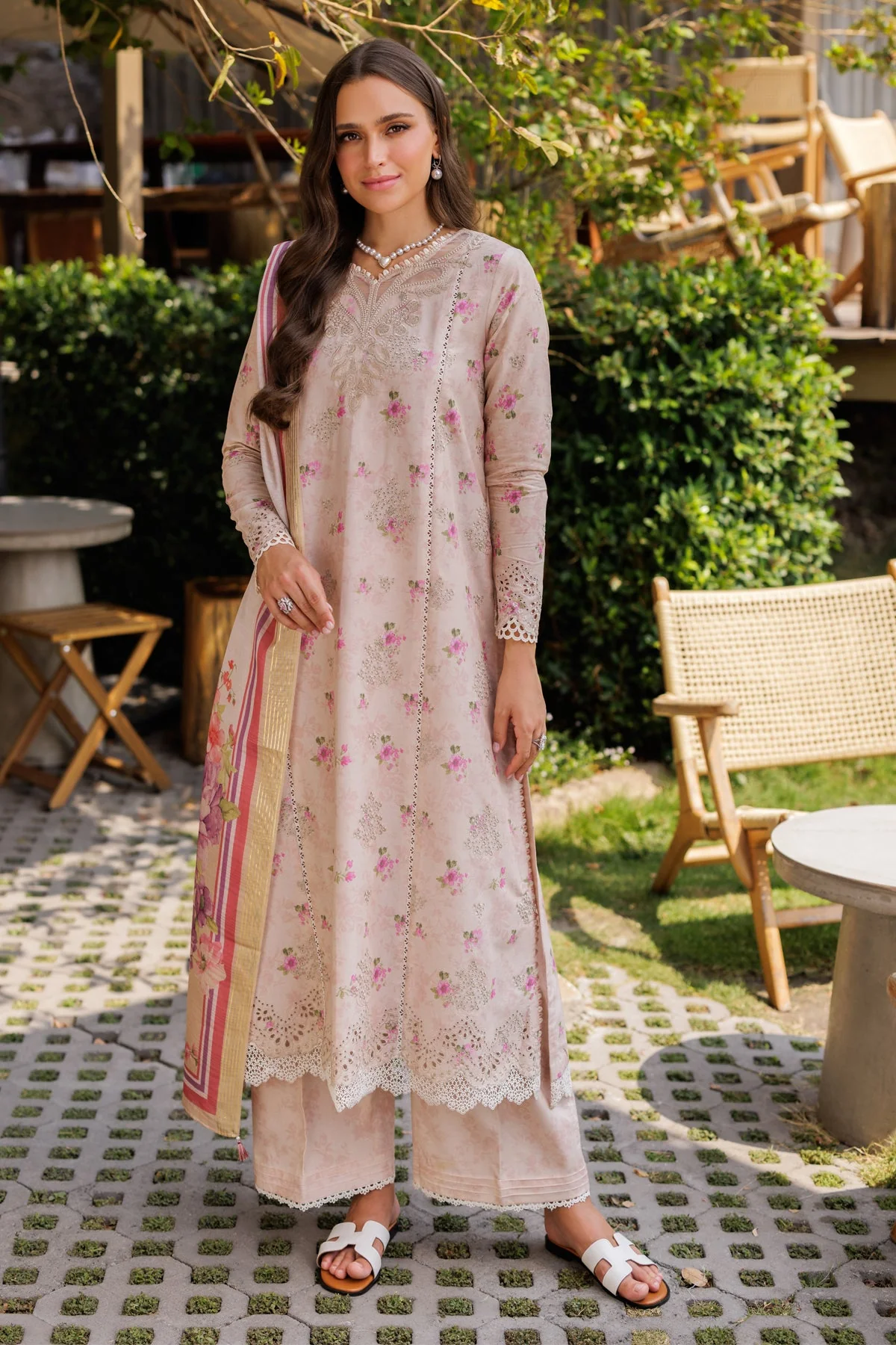 Xenia Annaya Luxury Lawn 2025 - Image 2