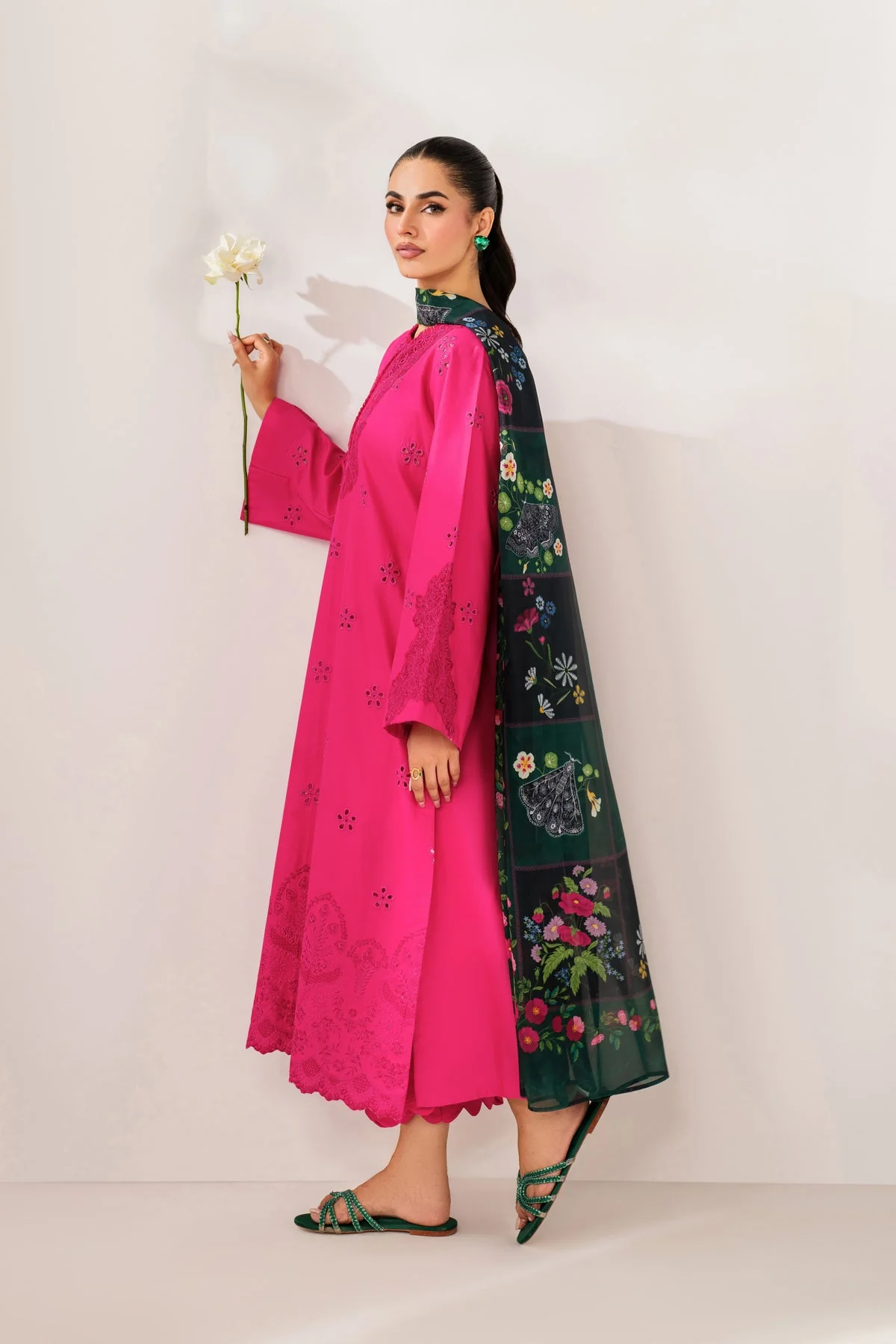 Xenia Crimza Online Shopping - Image 2