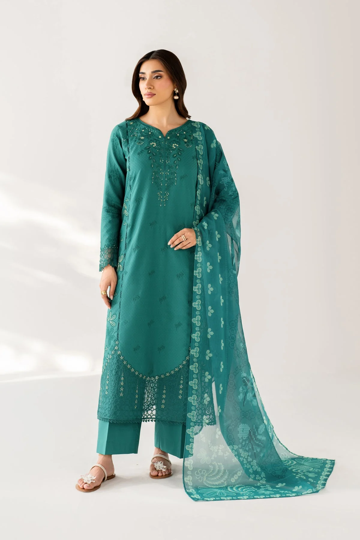 Xenia Elvyn Online Shopping - Image 2