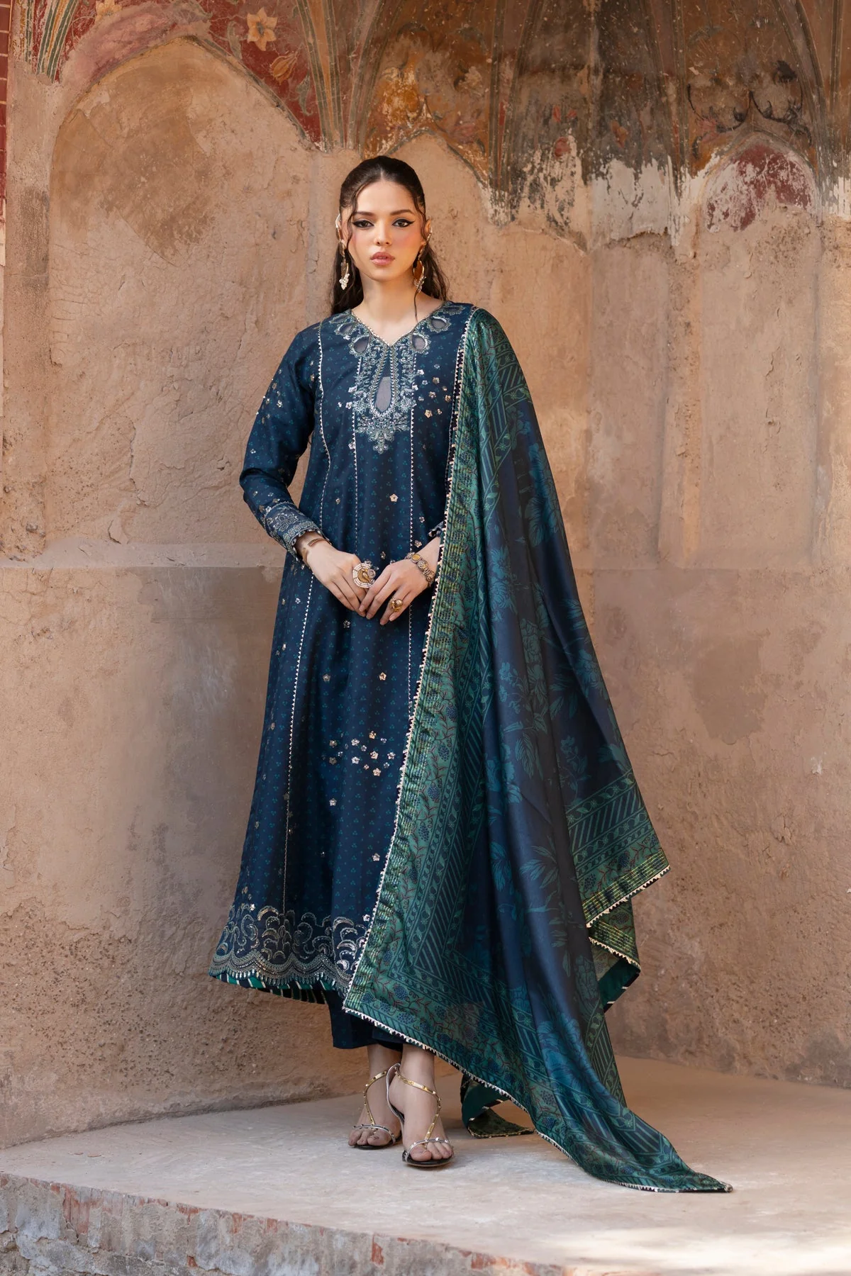 Xenia Formals Asmira Rumi Luxe Formals 2025 - Image 2