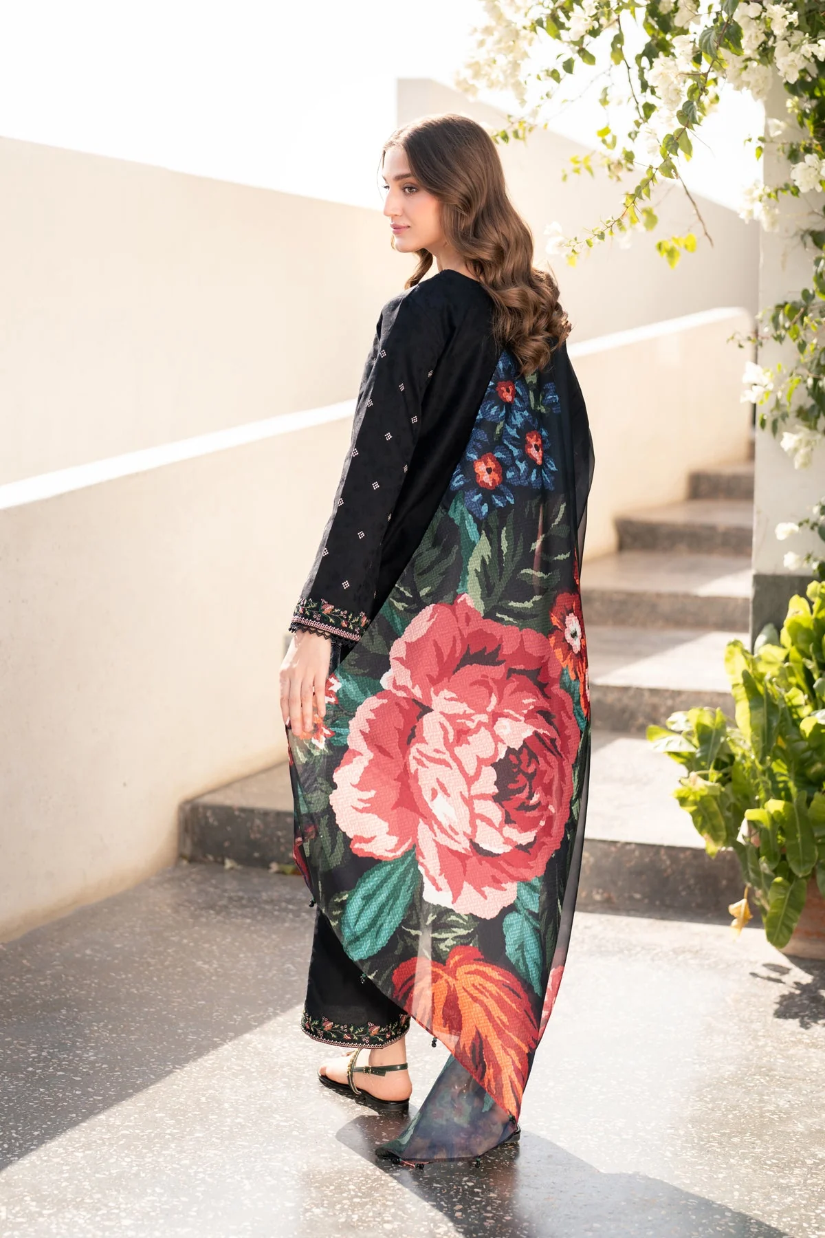 Xenia Formals Den Summer Away 2025 - Image 2