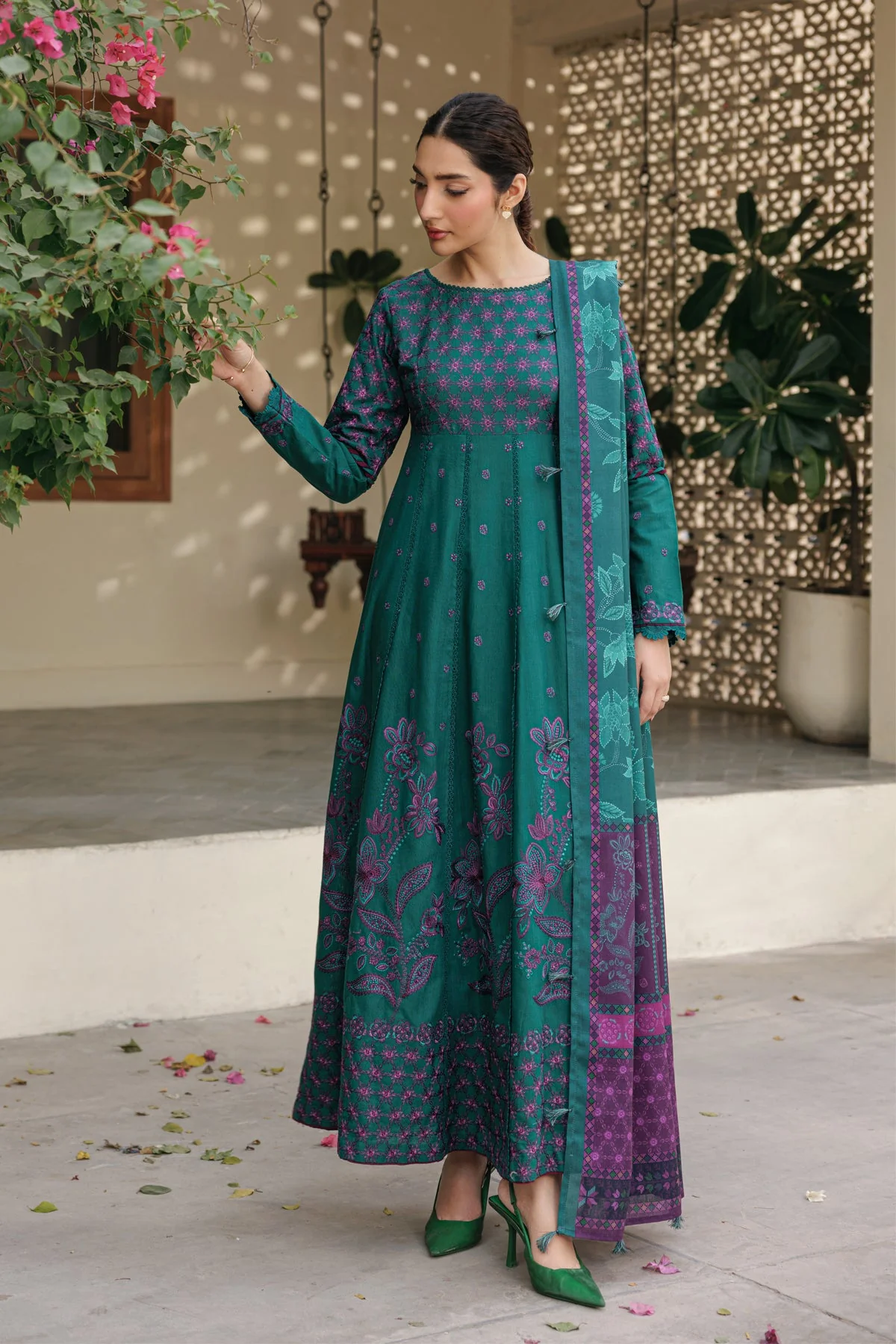 Xenia Formals Dilnaza Winter Slub Collection 2025 - Image 2