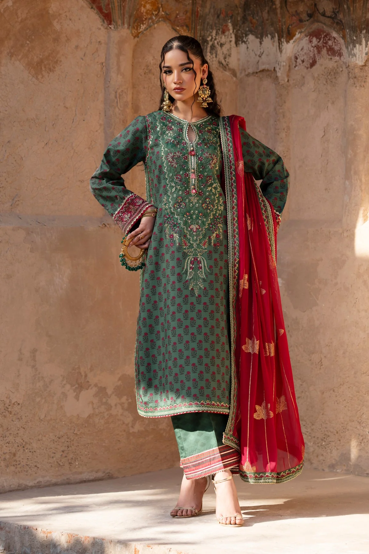Xenia Formals Khizan Rumi Luxe Formals 2025