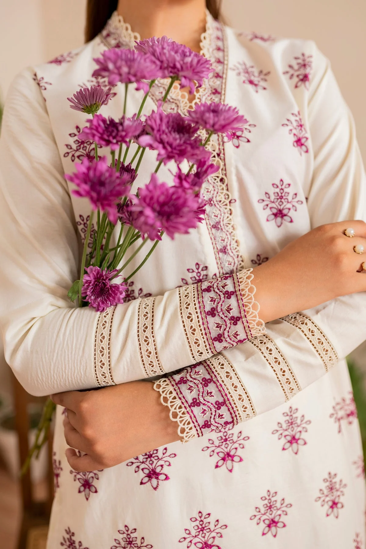 Xenia Formals Leila Summer Away 2025 - Image 2