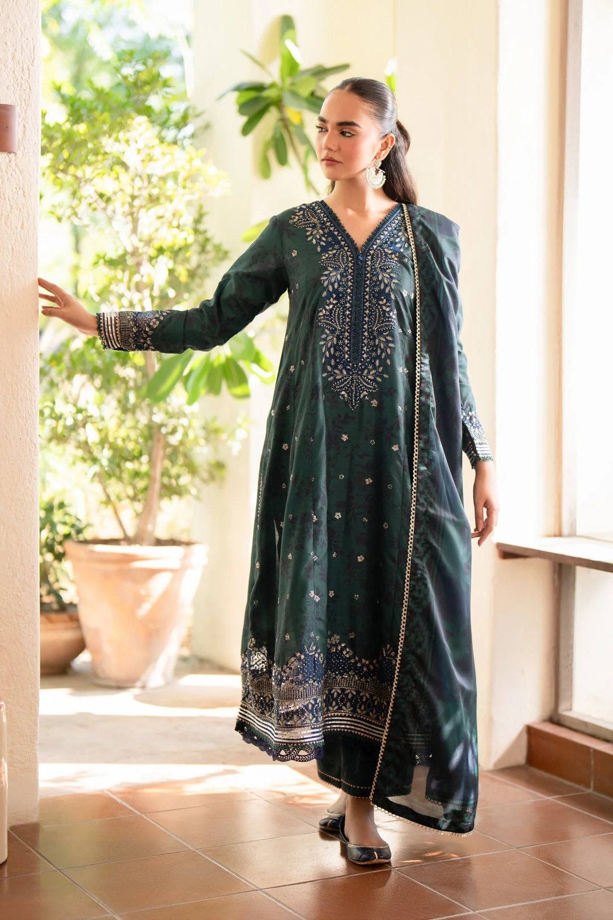 Xenia Ibshaam-A Chiffon Formals 2025 - Image 2