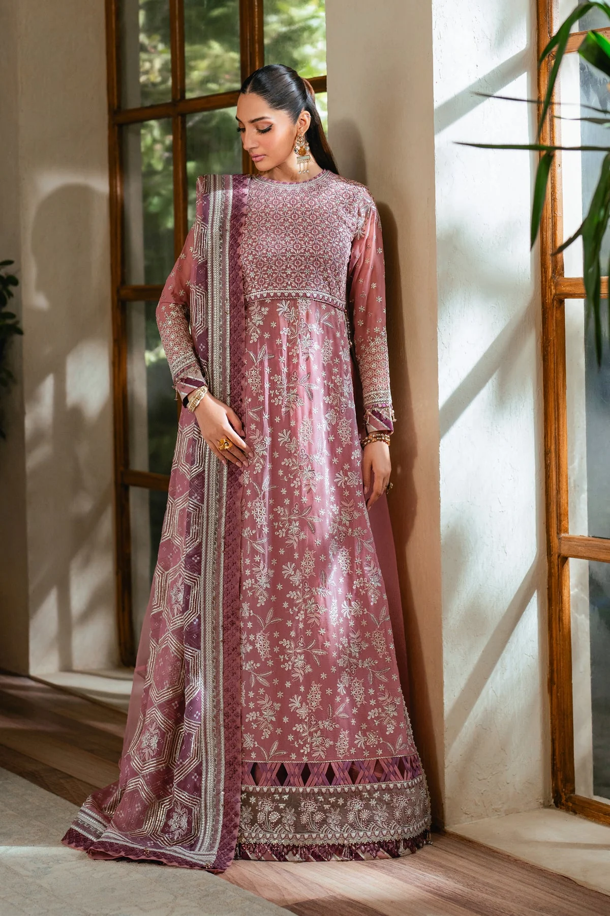 Xenia Lumina Niran Formals 2025