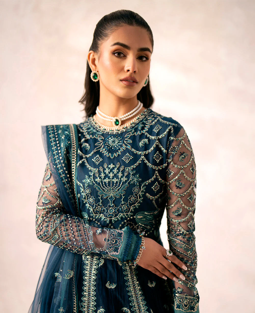 Xenia Zaytoon Raahi Luxury Collection 2024 - Image 2