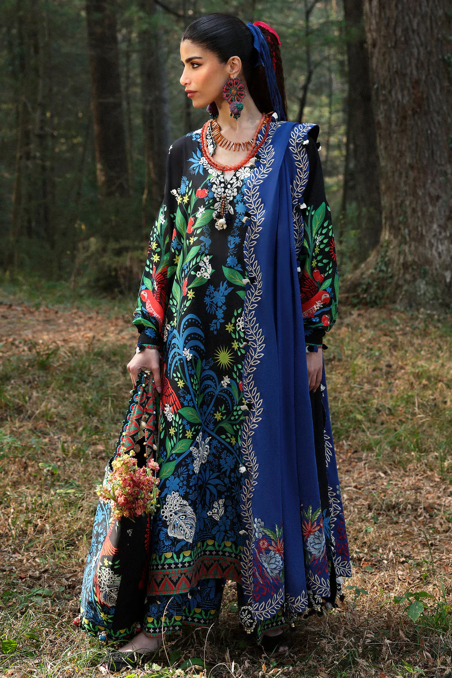 Zaha Black Solana (ZL25-03 A) Neelam Lawn 2025