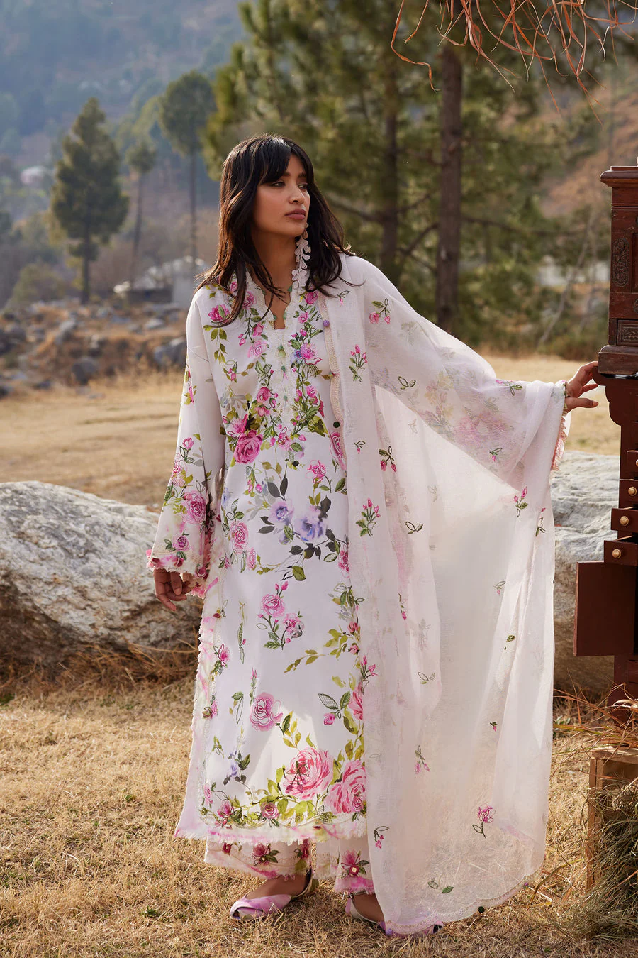 Zaha By Khadija Shah ZL26-11 A Meili Lawn 2026
