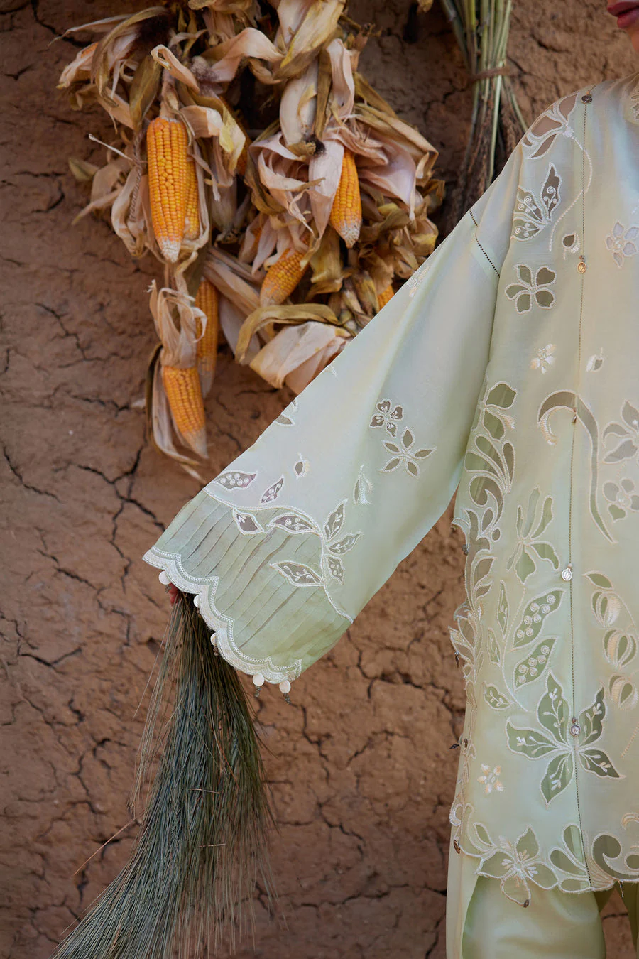 Zaha By Khadija Shah ZL26-14 B Meili Lawn 2026 - Image 2