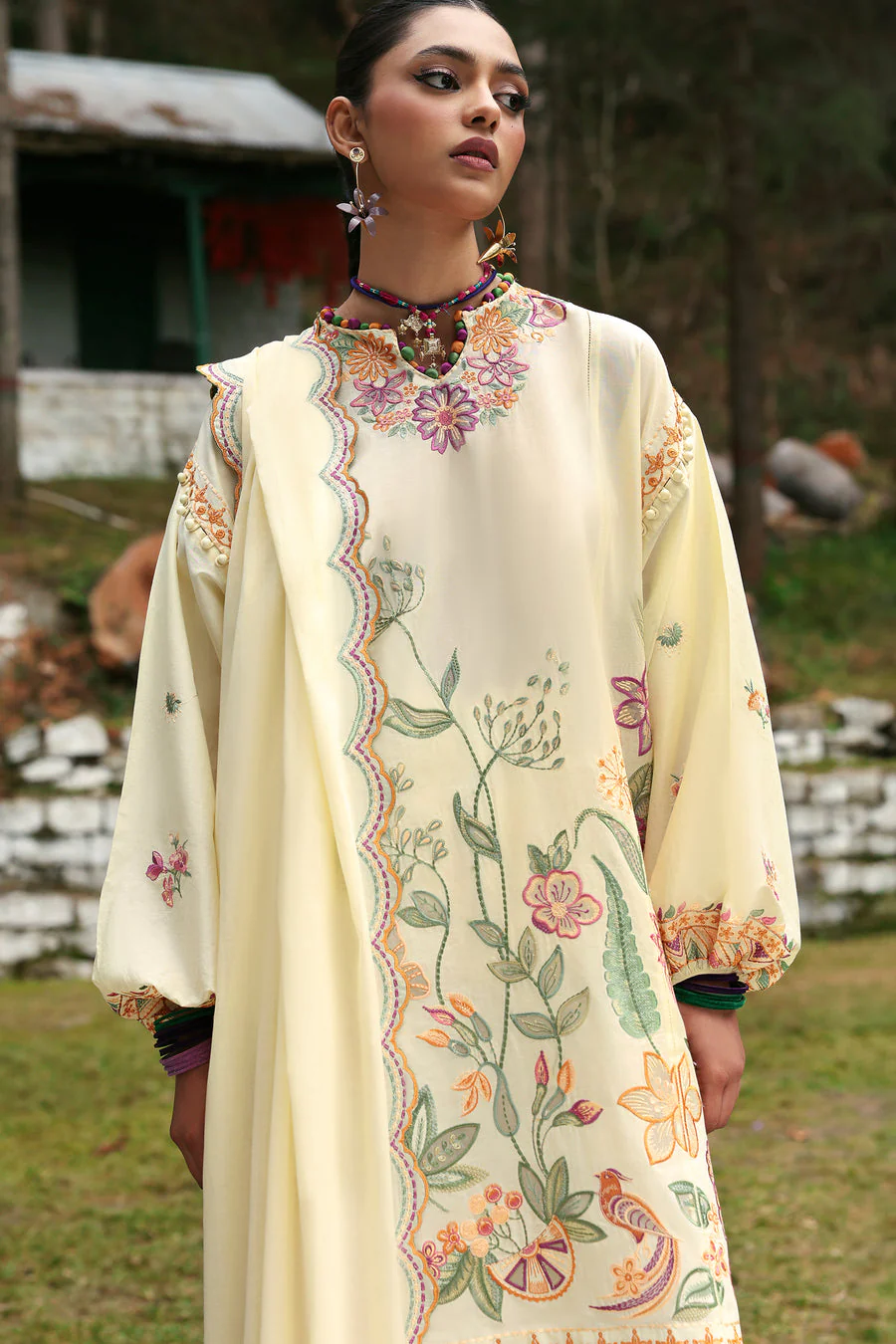 Zaha  Zania (ZL25-13 A) Neelam Lawn 2025 - Image 2
