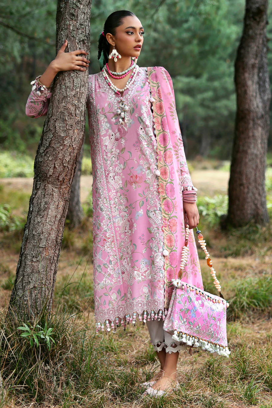 Zaha  Zayana (ZL25-01 A) Neelam Lawn 2025 - Image 2