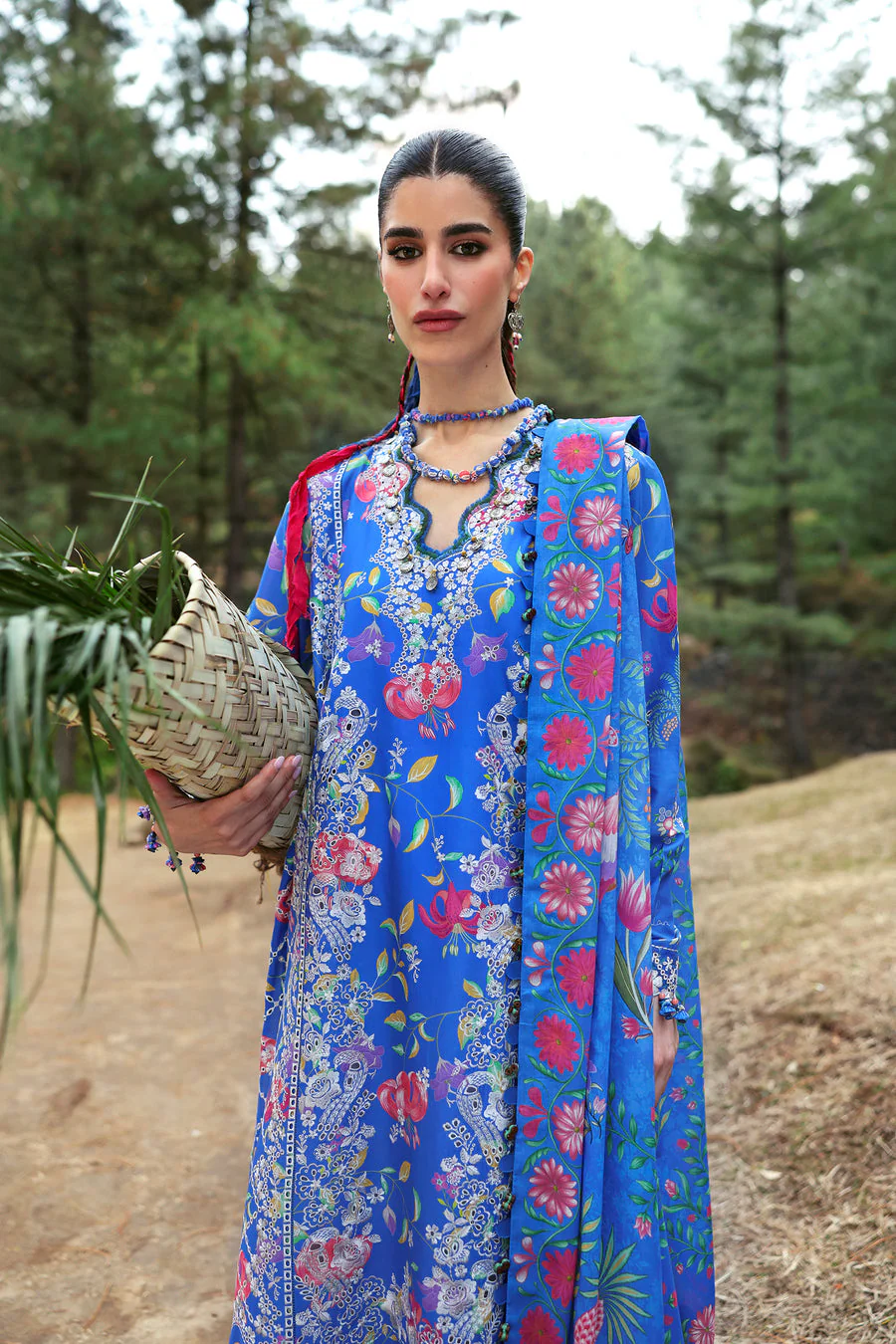 Zaha  Zayana (ZL25-01 B) Neelam Lawn 2025 - Image 2