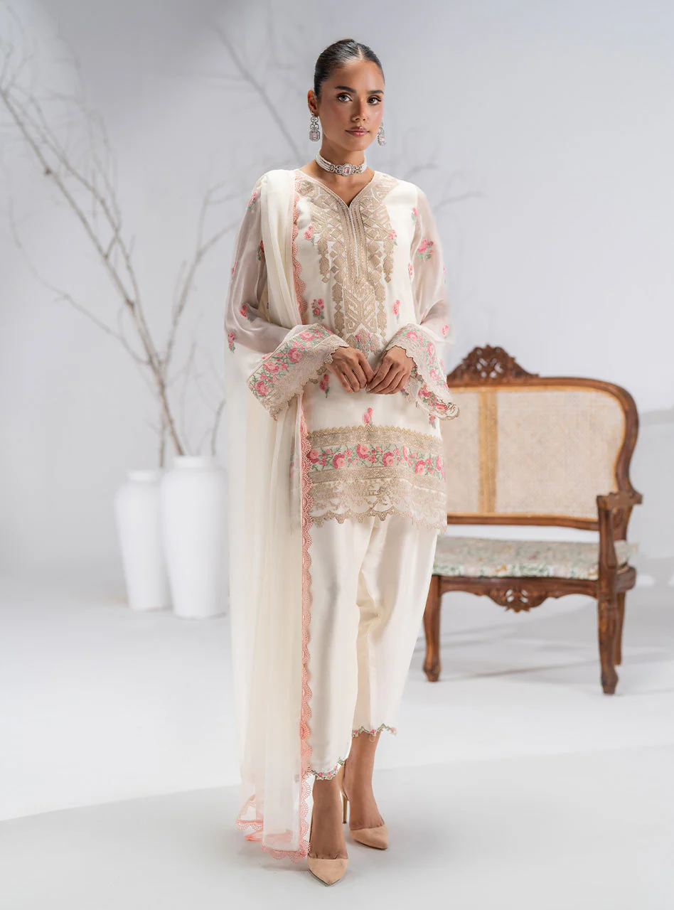 Zainab Chottani Avia Luxury Eid Pret 0