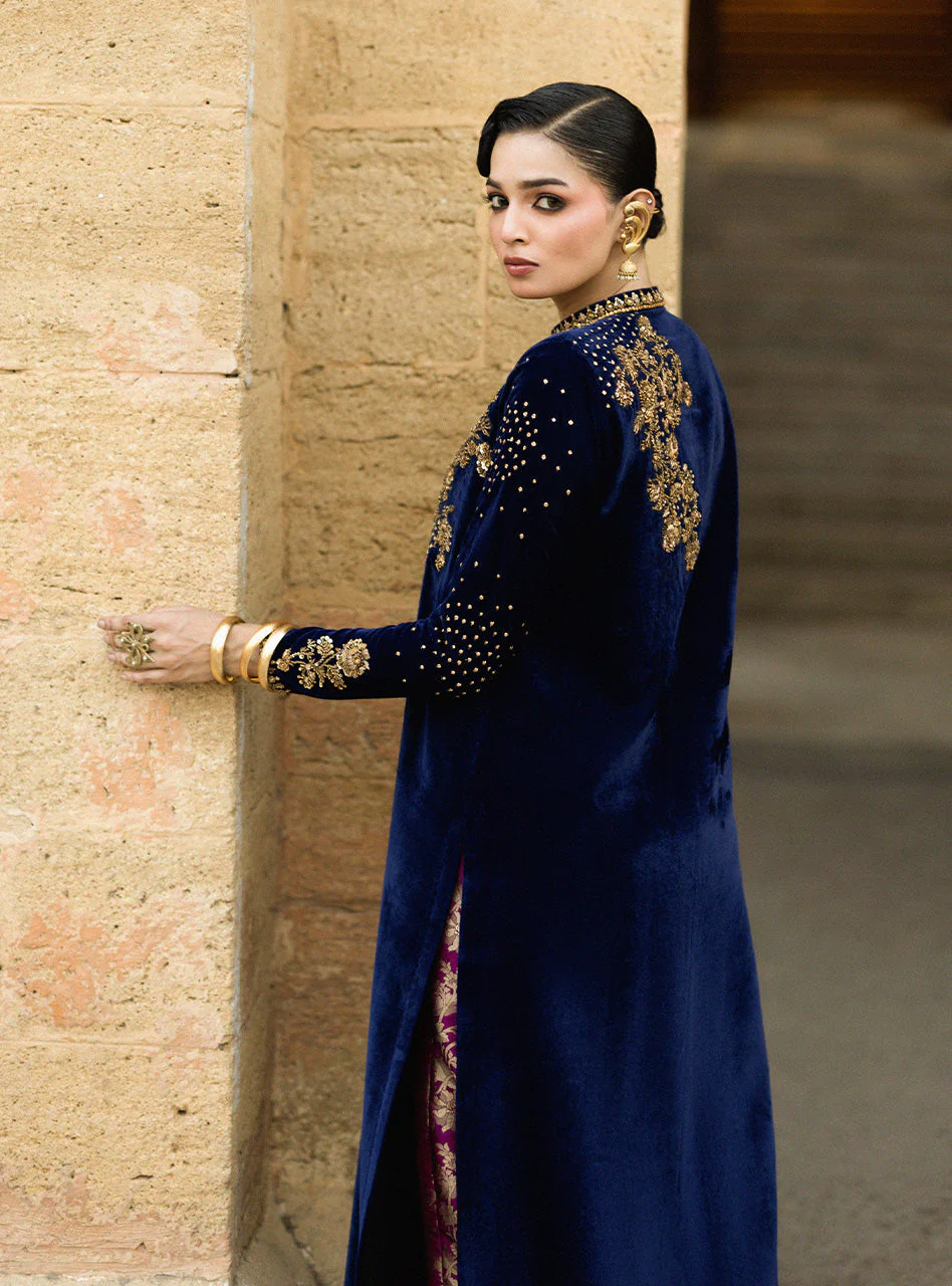 Zainab Chottani Celine Gold Velura Velvet Edit 2025 - Image 2