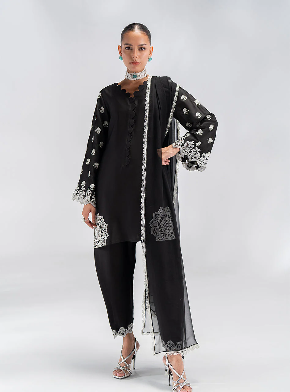 Zainab Chottani Ciar Luxe Pret 2025
