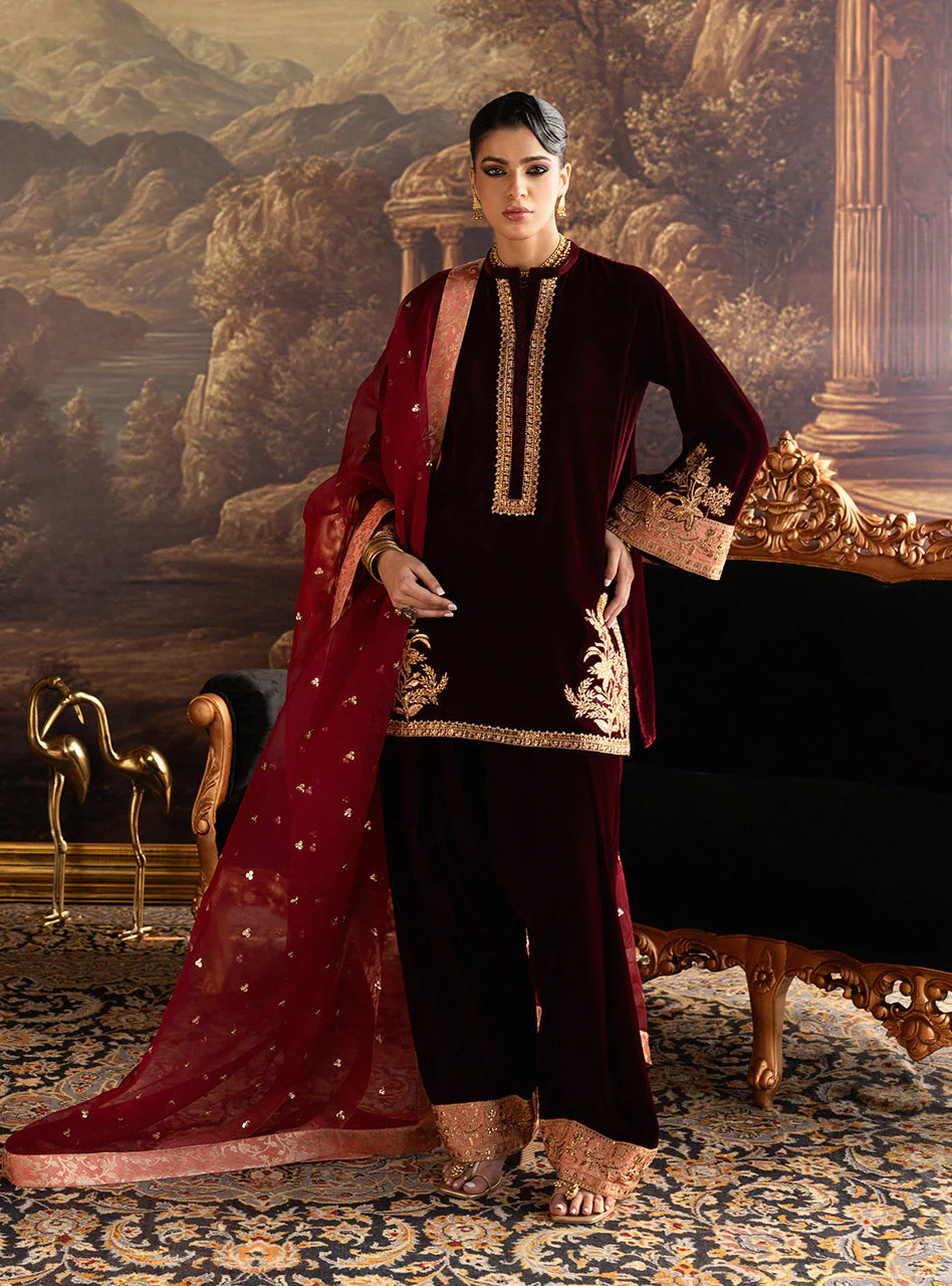 Zainab Chottani Cleo Farshi Velura Velvet Edit 2025