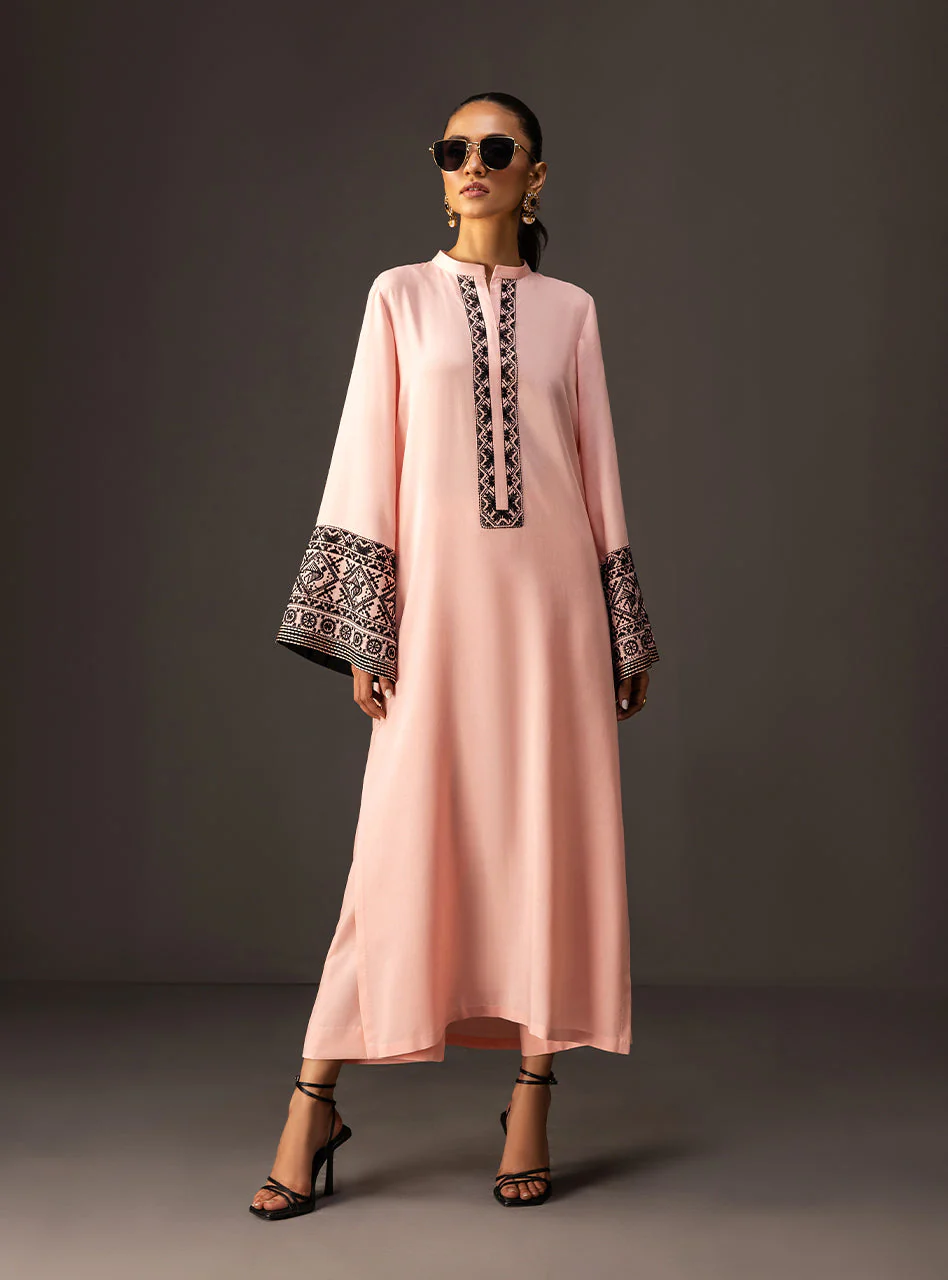Zainab Chottani Dusty Rose Aara Summer Edit 2025