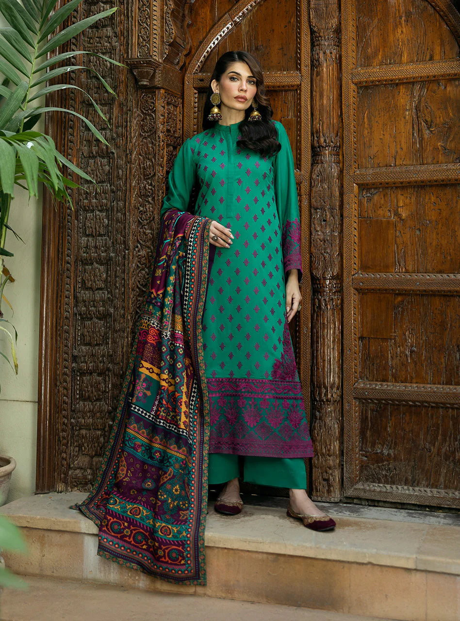 Zainab Chottani Esha Winter Shawls 2024 - Image 2