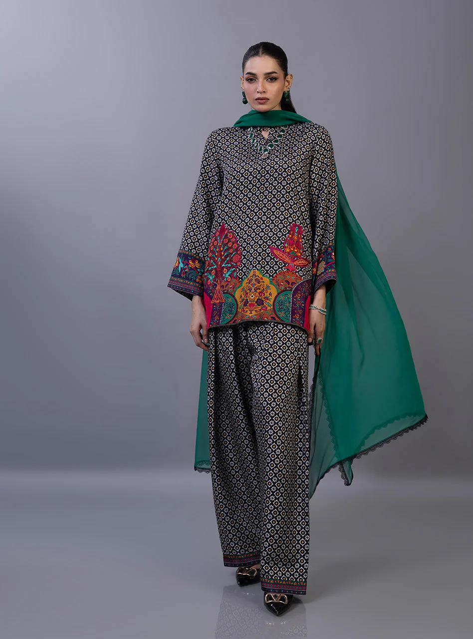 Zainab Chottani Freya Farshi Online Shopping