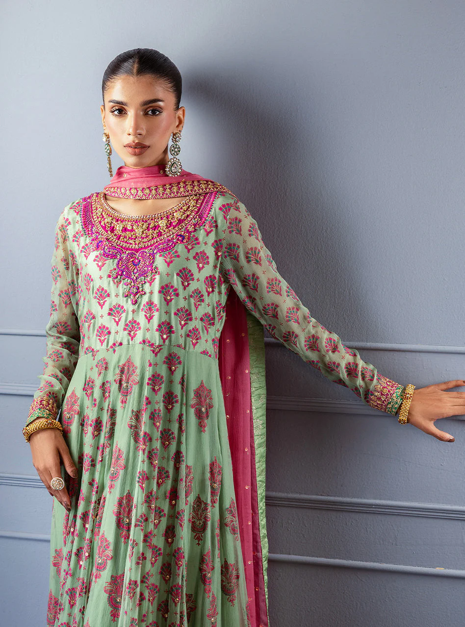 Zainab Chottani Mahiwal Nuriyeh Semi Formals 2025 - Image 2