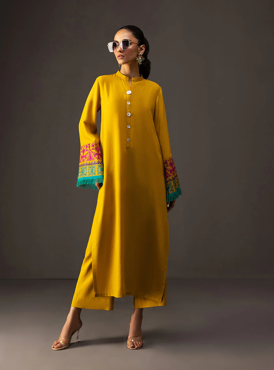 Zainab Chottani Mustard Majesty Aara Summer Edit 2025
